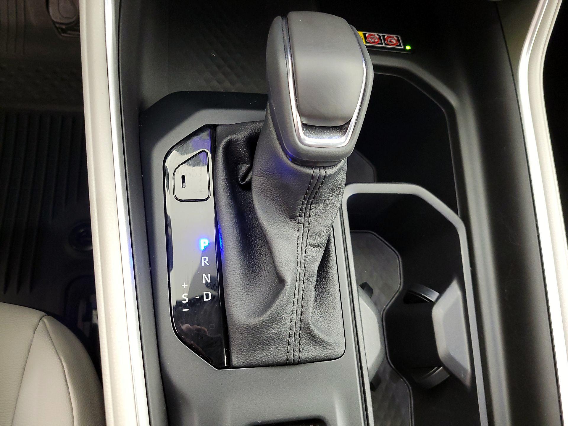 Thumbnail: 2025 Toyota Highlander - 17