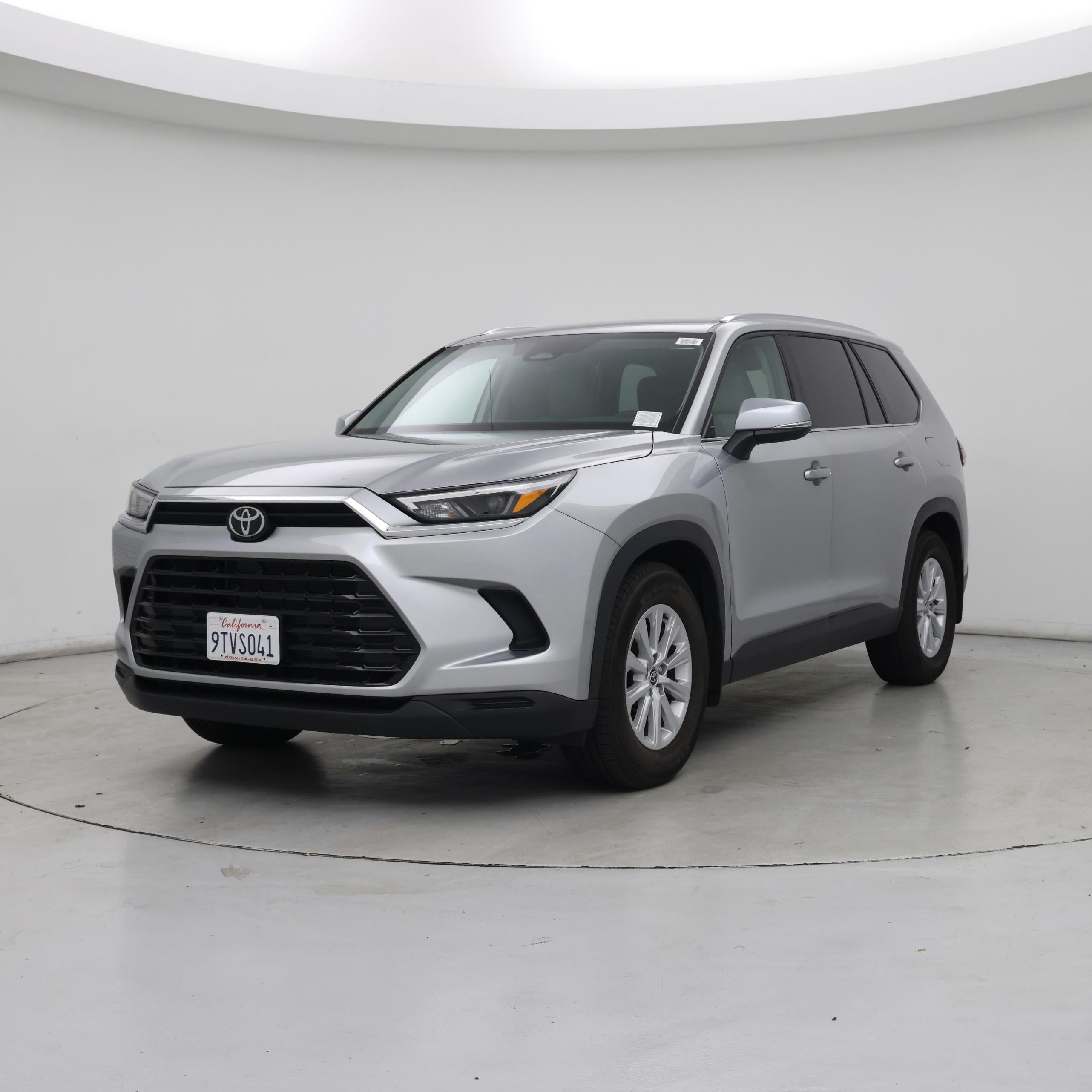 Thumbnail: 2025 Toyota Highlander - 4