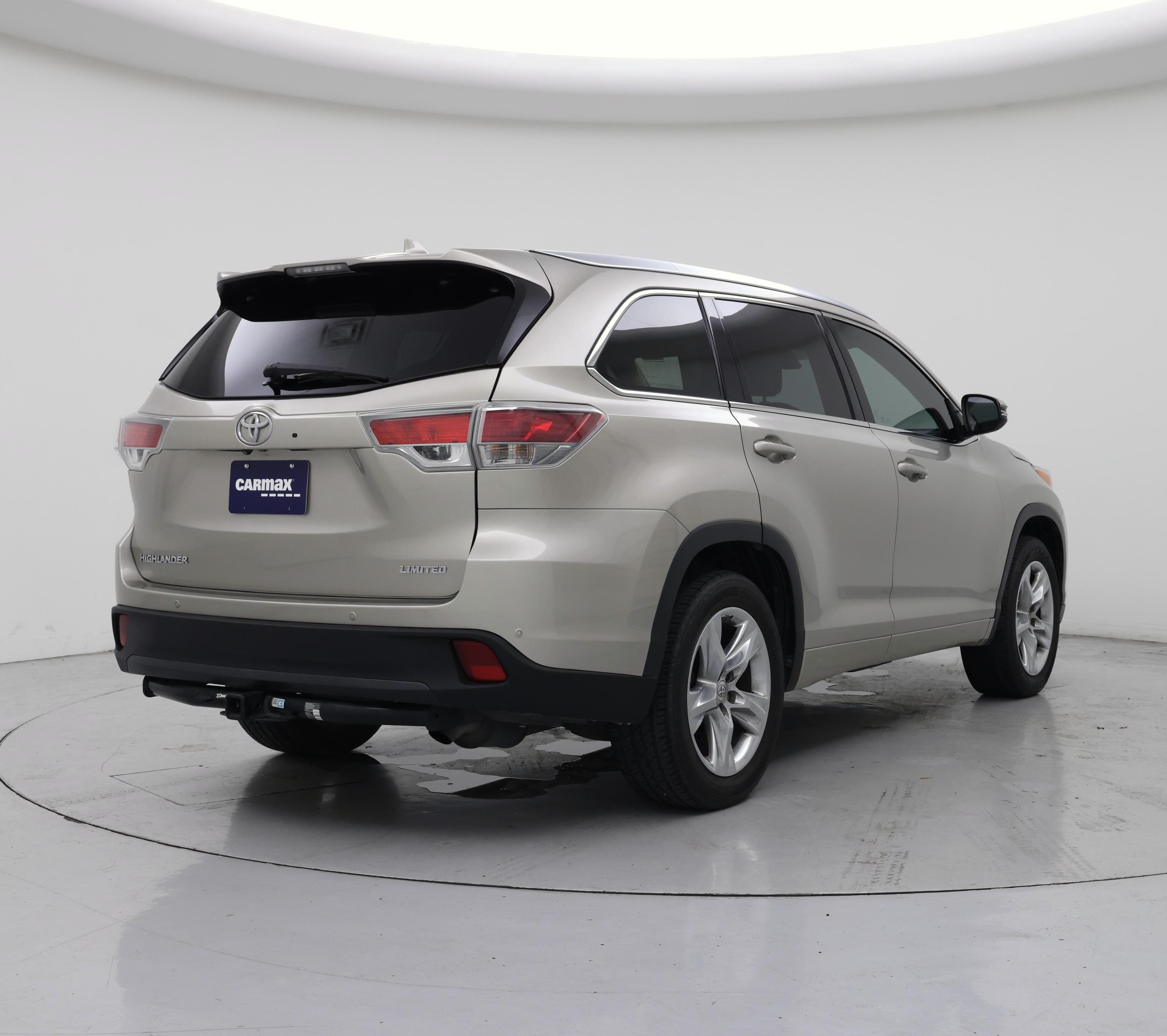 Thumbnail: 2015 Toyota Highlander - 8
