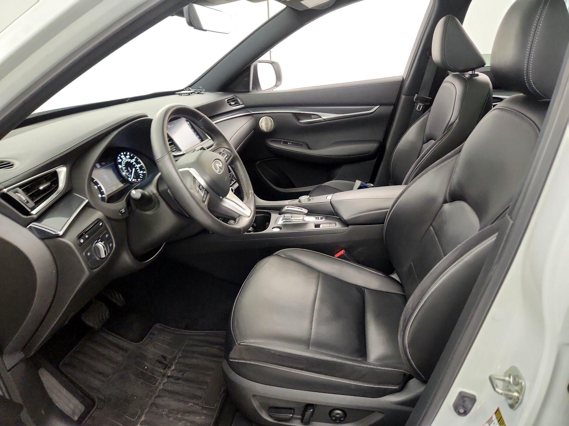 Thumbnail: 2024 INFINITI QX50 - 11