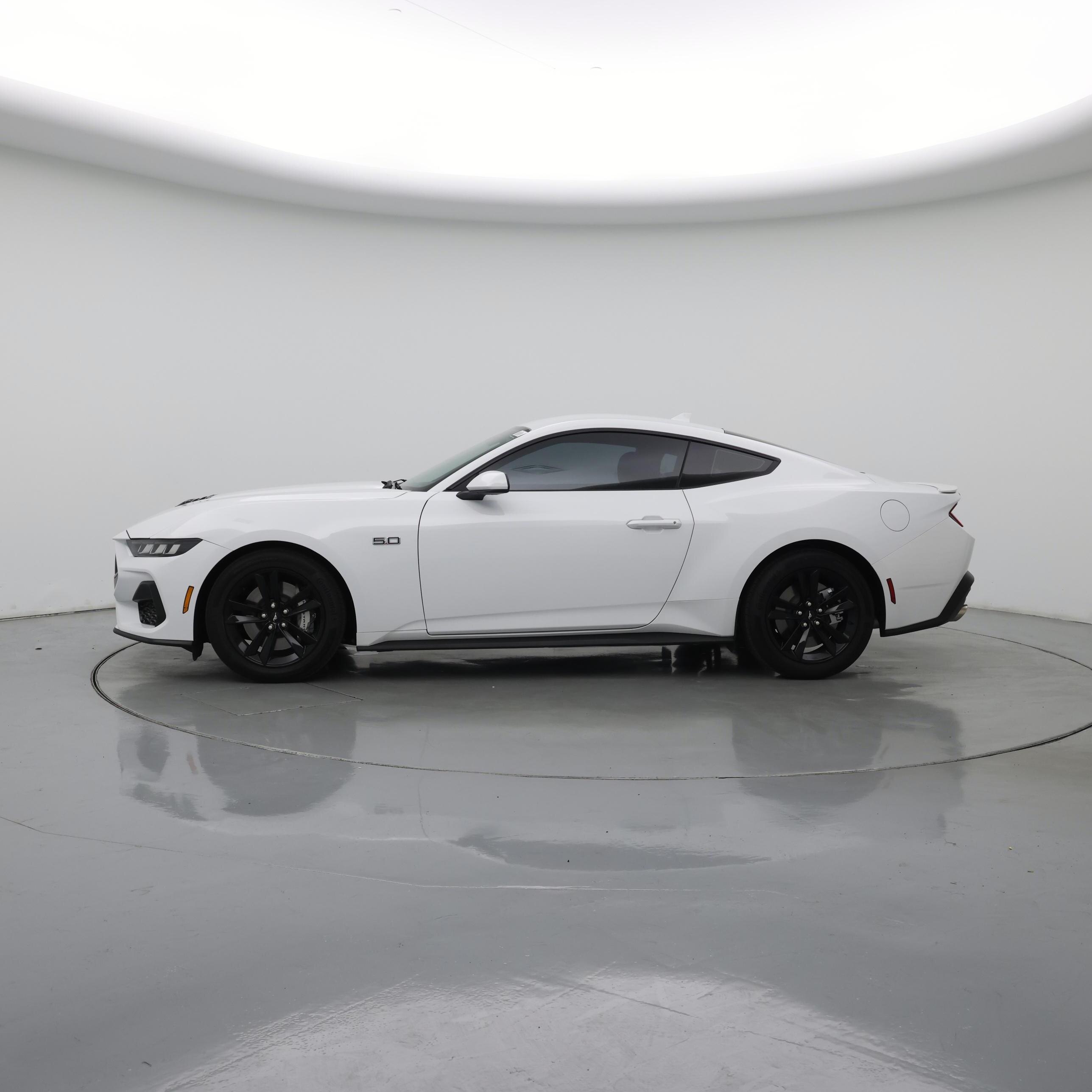 Thumbnail: 2025 Ford Mustang - 3
