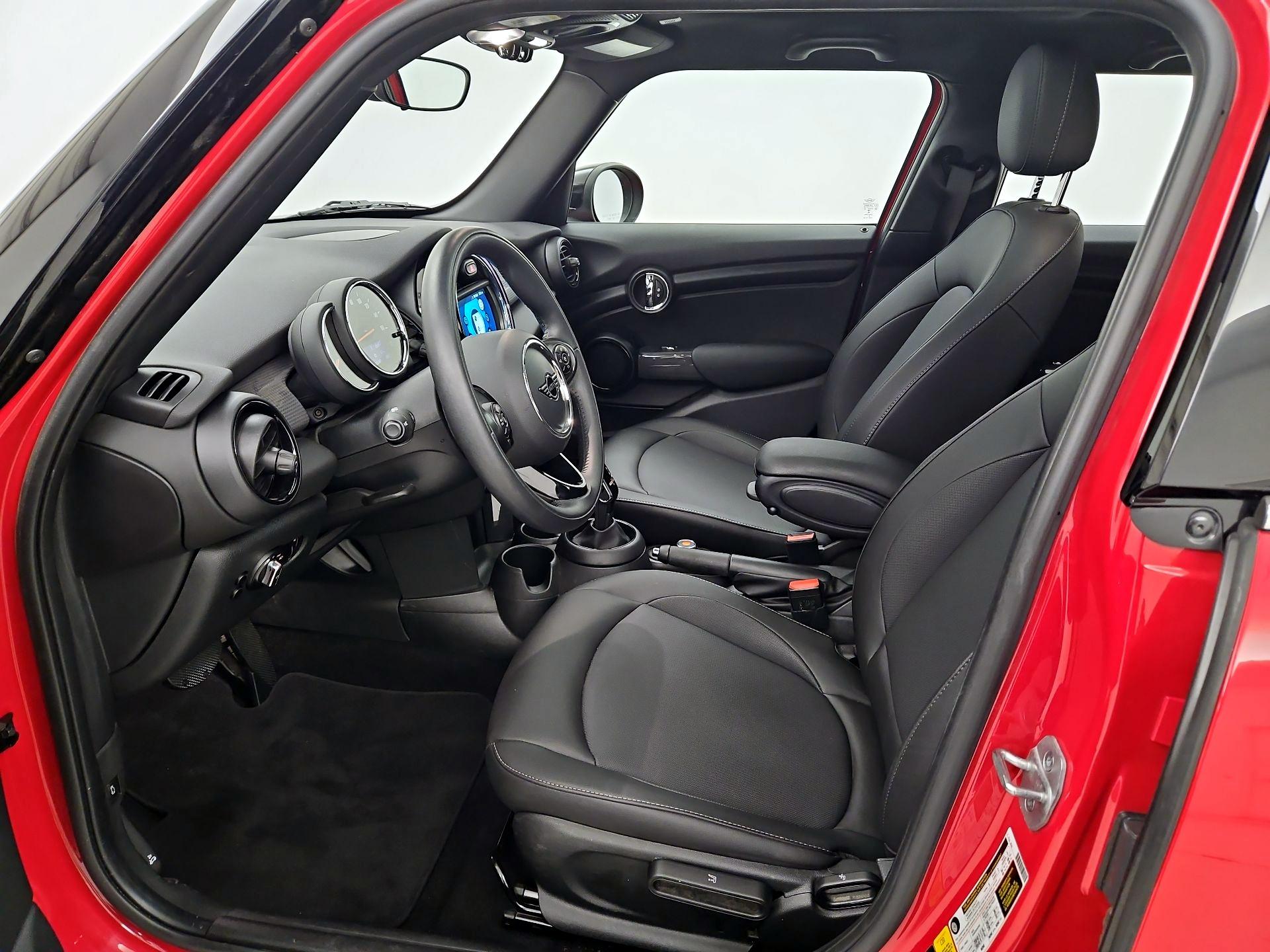 Thumbnail: 2020 MINI Cooper Hardtop - 11