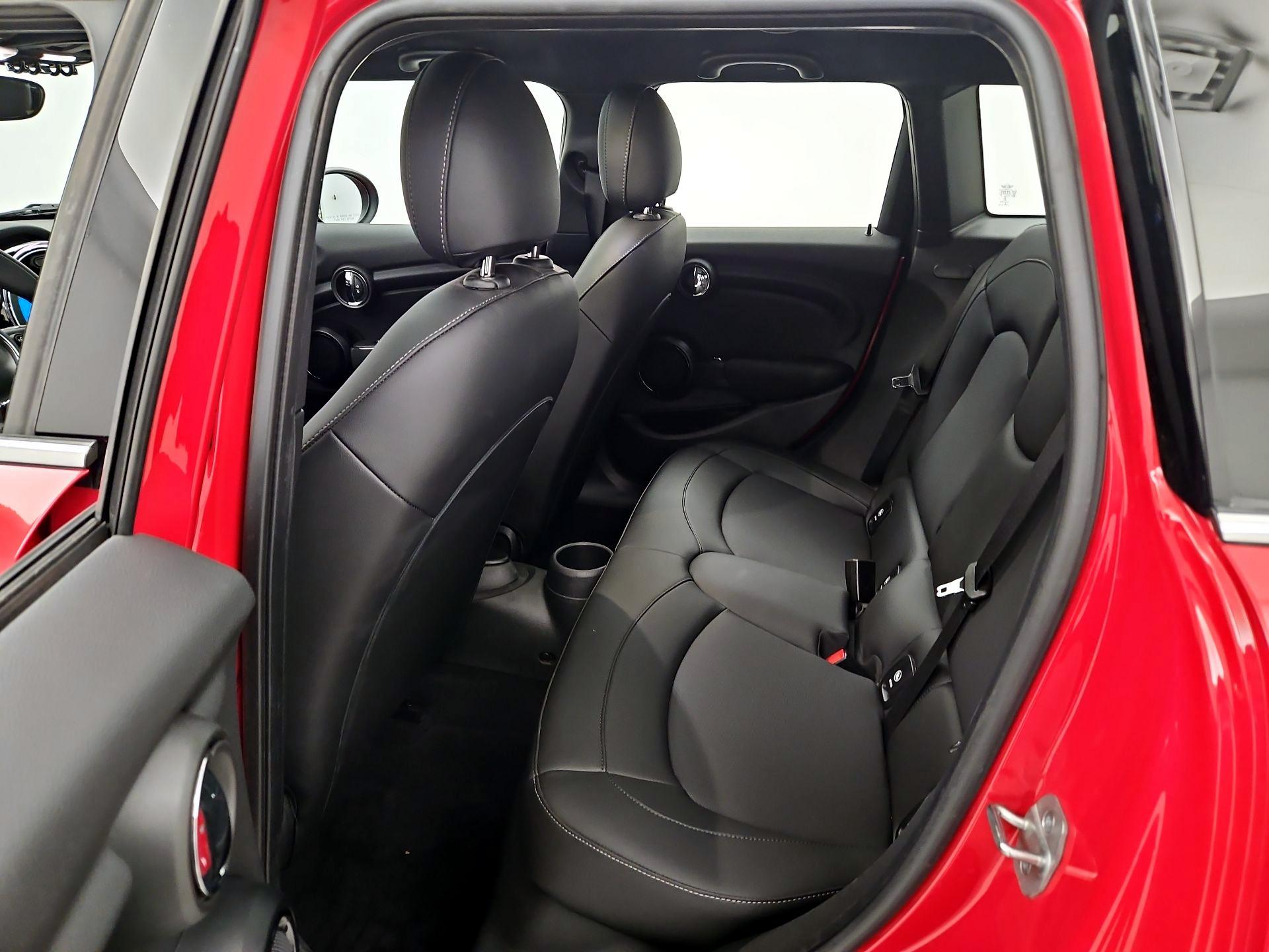 Thumbnail: 2020 MINI Cooper Hardtop - 20