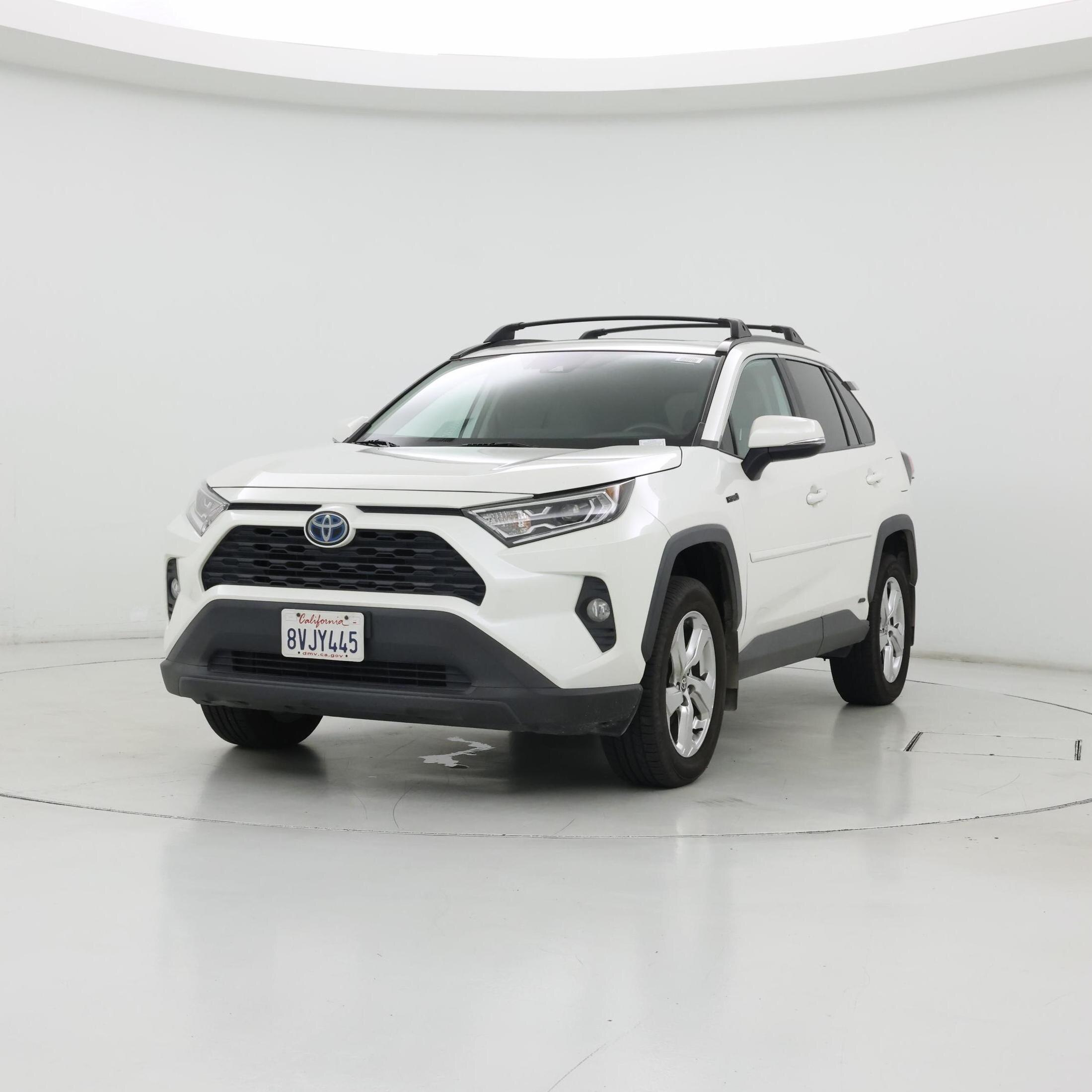 Thumbnail: 2021 Toyota RAV4 - 4