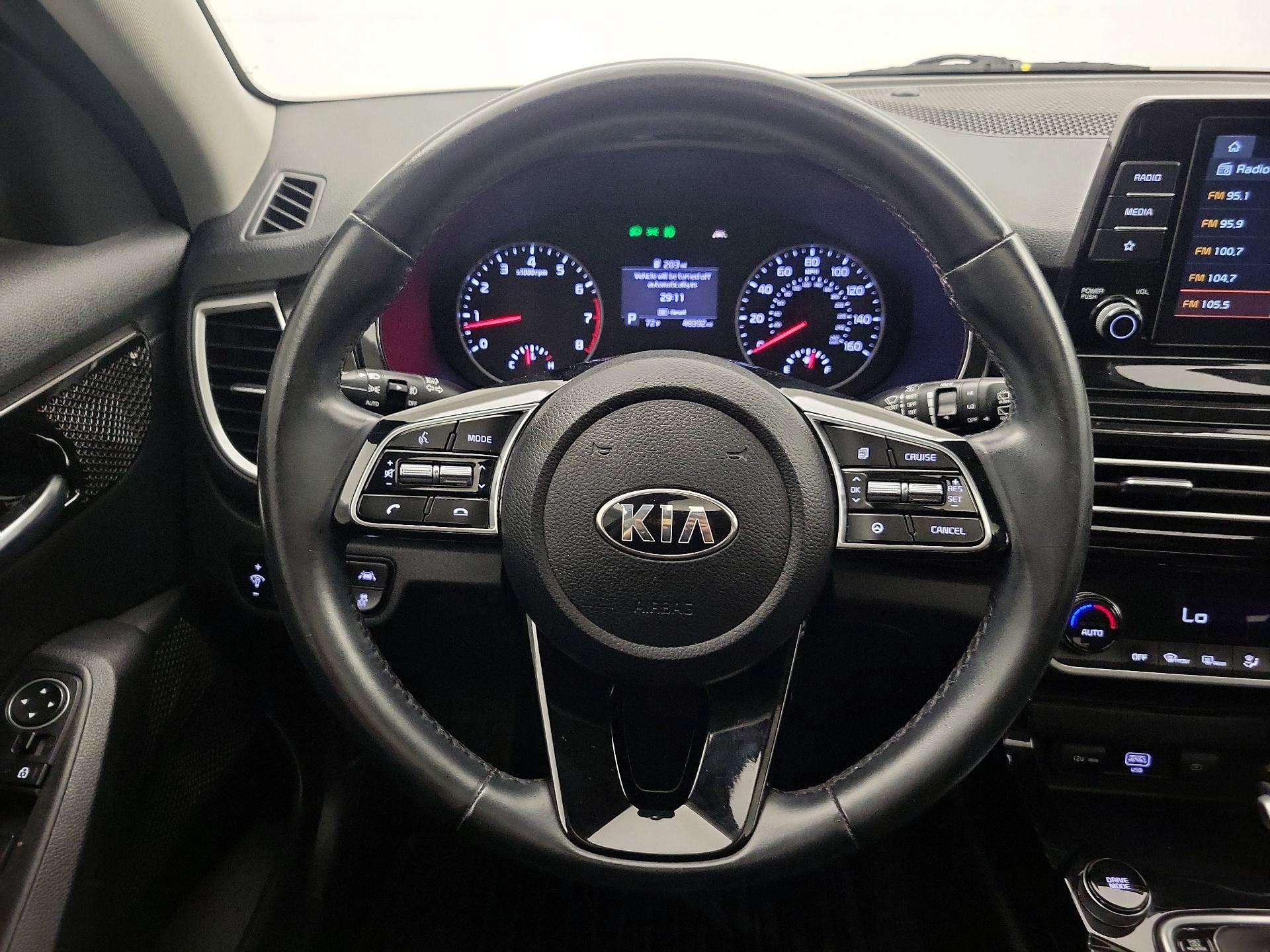 Thumbnail: 2021 Kia Seltos - 10