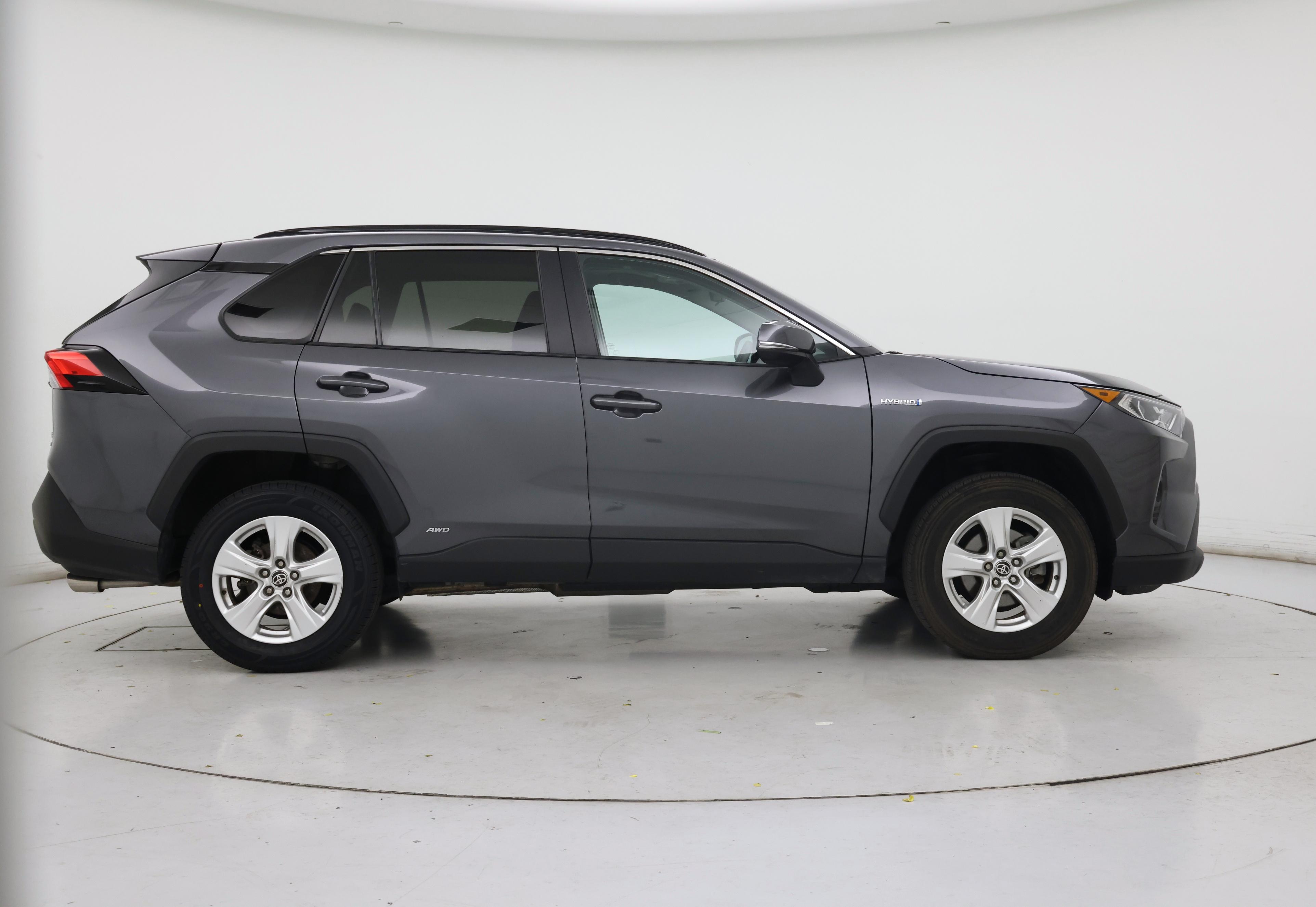 Thumbnail: 2021 Toyota RAV4 - 7