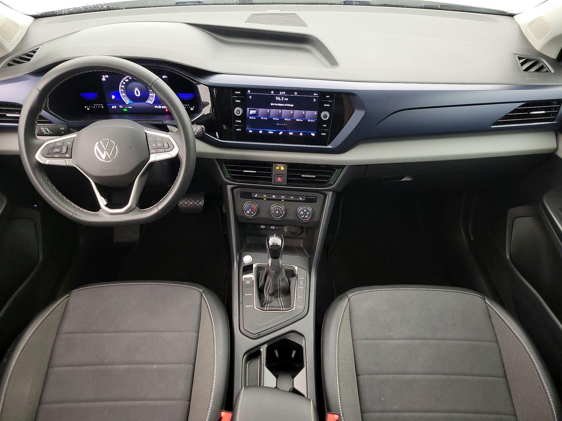 Thumbnail: 2022 Volkswagen Taos - 9