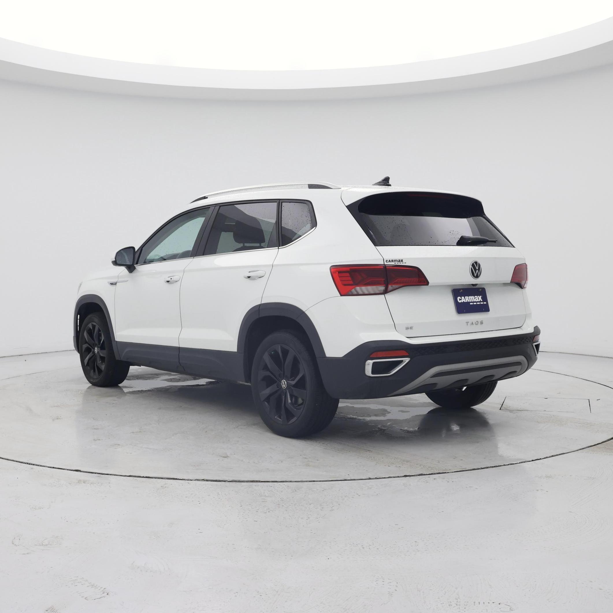 Thumbnail: 2022 Volkswagen Taos - 2