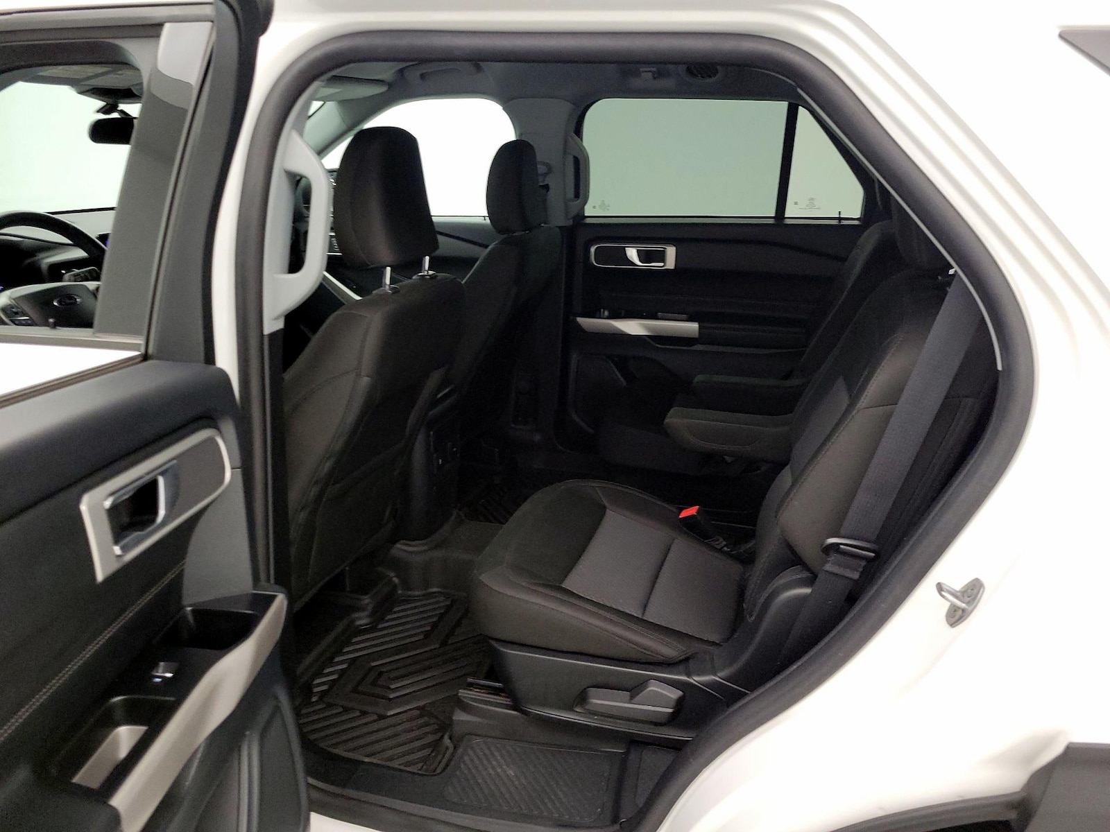 2023 Ford Explorer XLT - Photo 20
