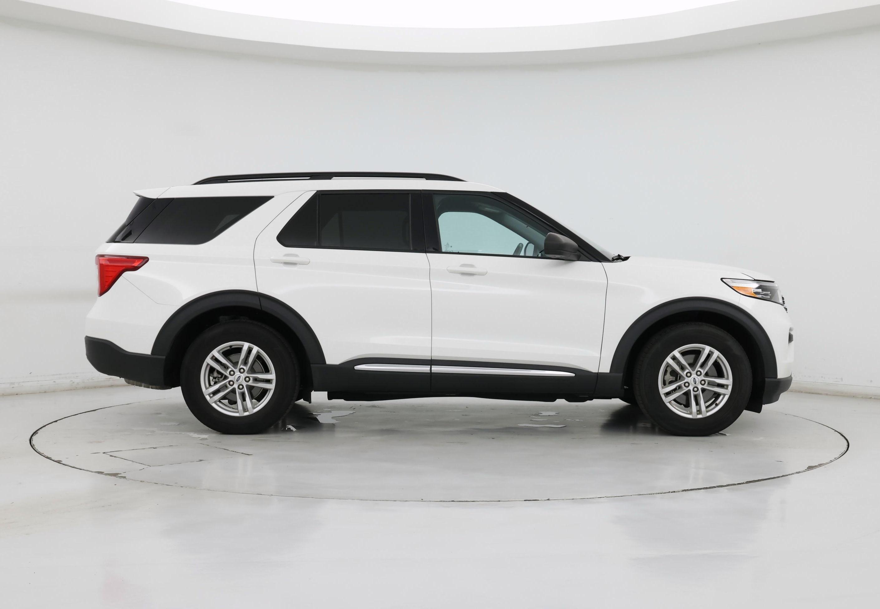 Thumbnail: 2023 Ford Explorer - 7