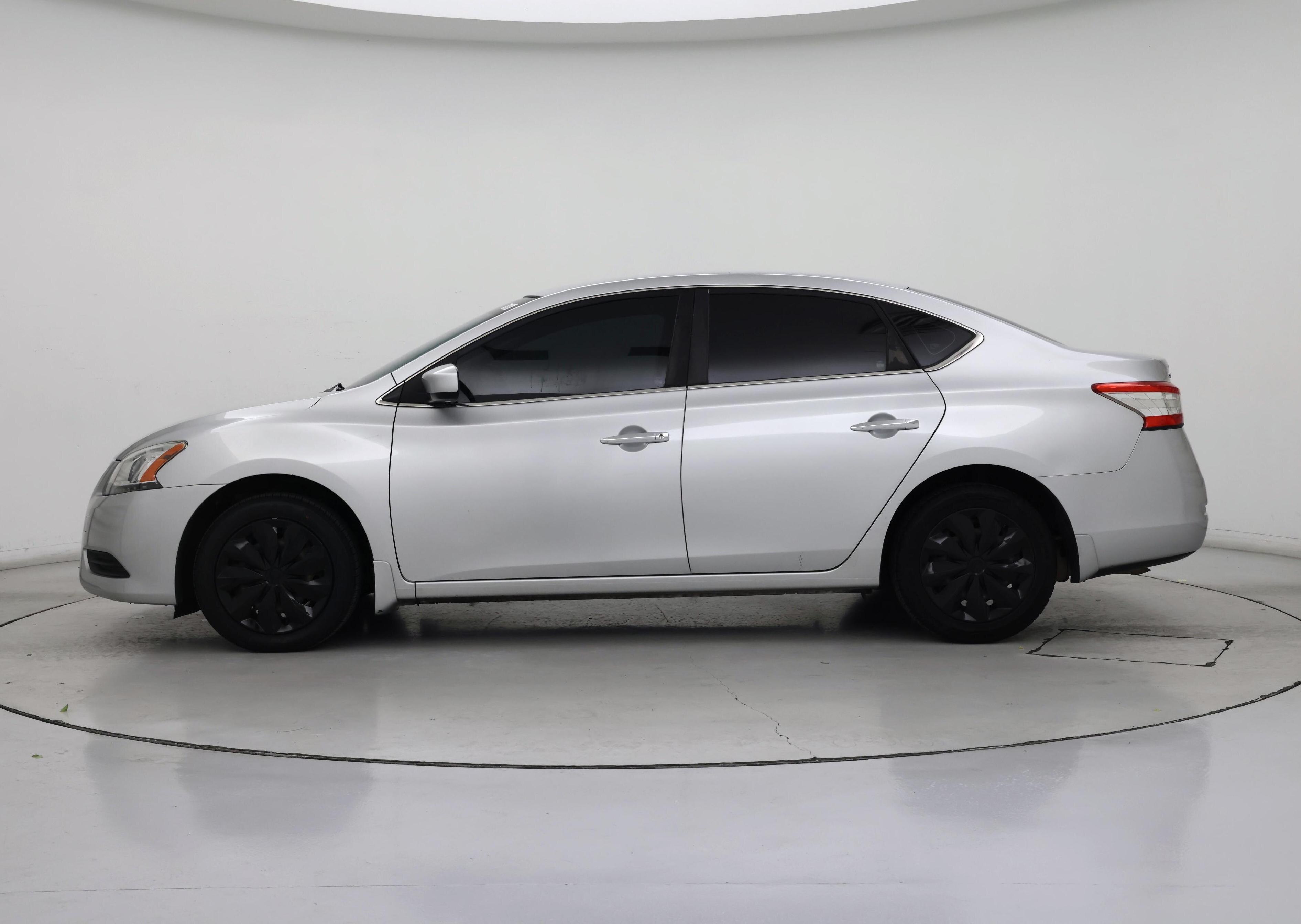 Thumbnail: 2015 Nissan Sentra - 3