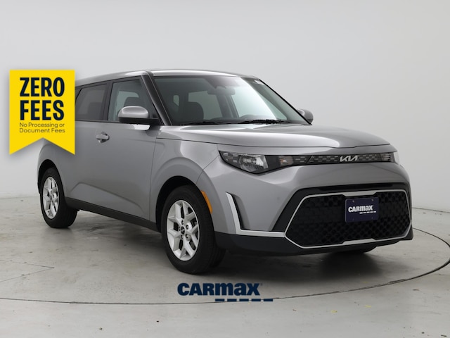 Silver 2024 Kia Soul SUV / Crossover Front-Wheel Drive Automatic