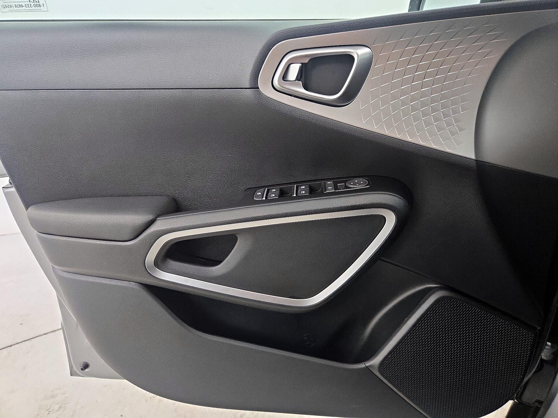 Thumbnail: 2024 Kia Soul - 12