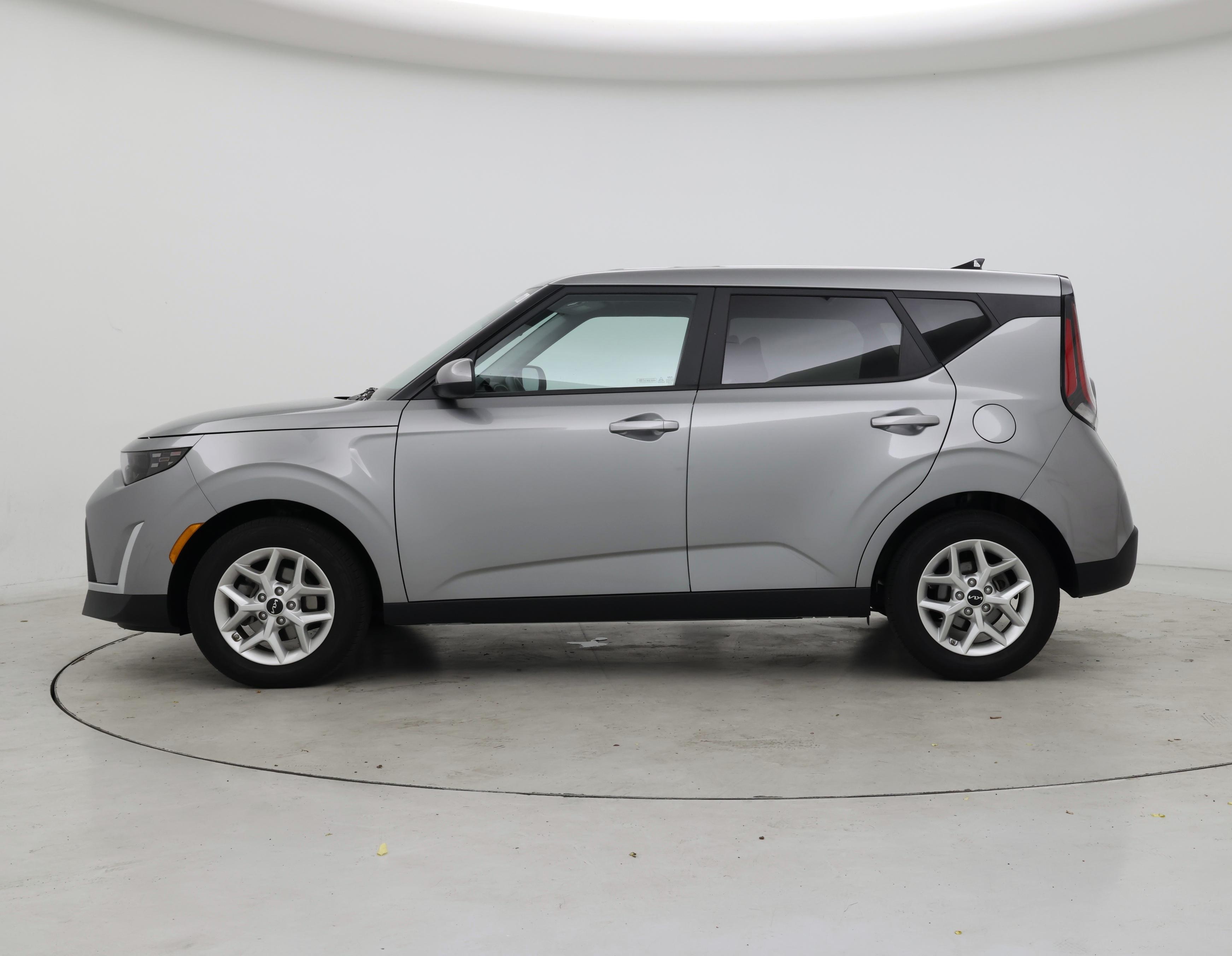 Thumbnail: 2024 Kia Soul - 3
