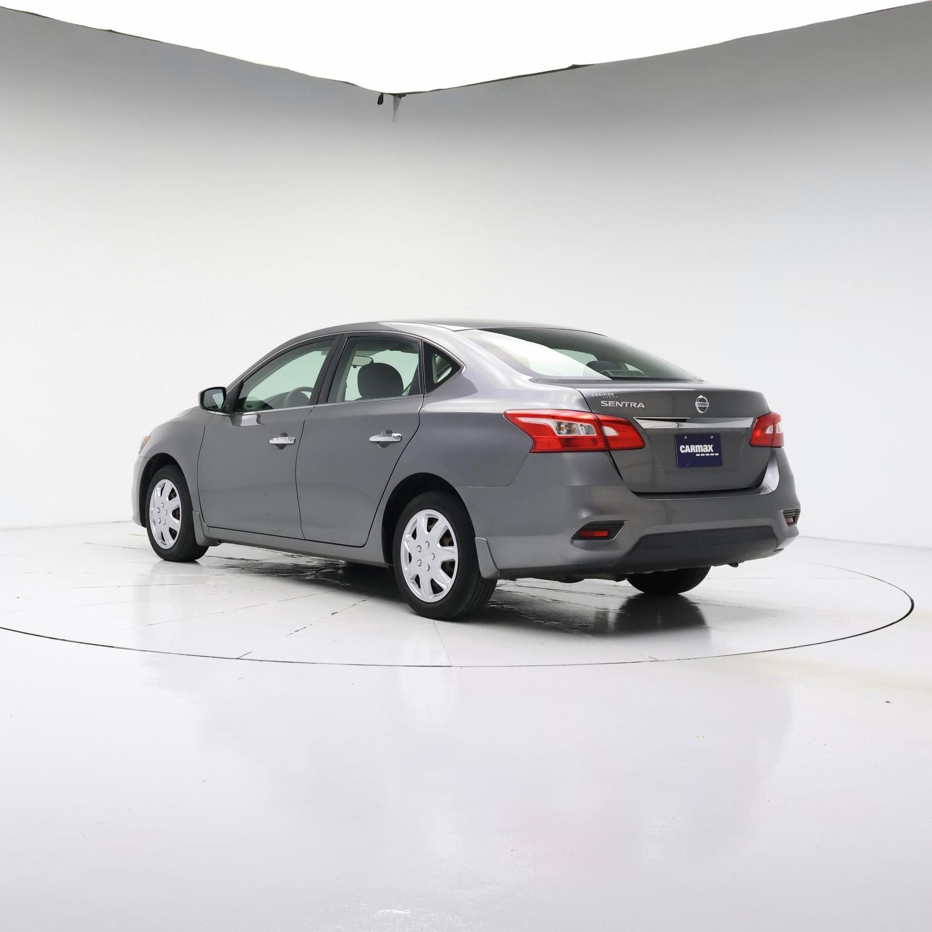 Thumbnail: 2016 Nissan Sentra - 2