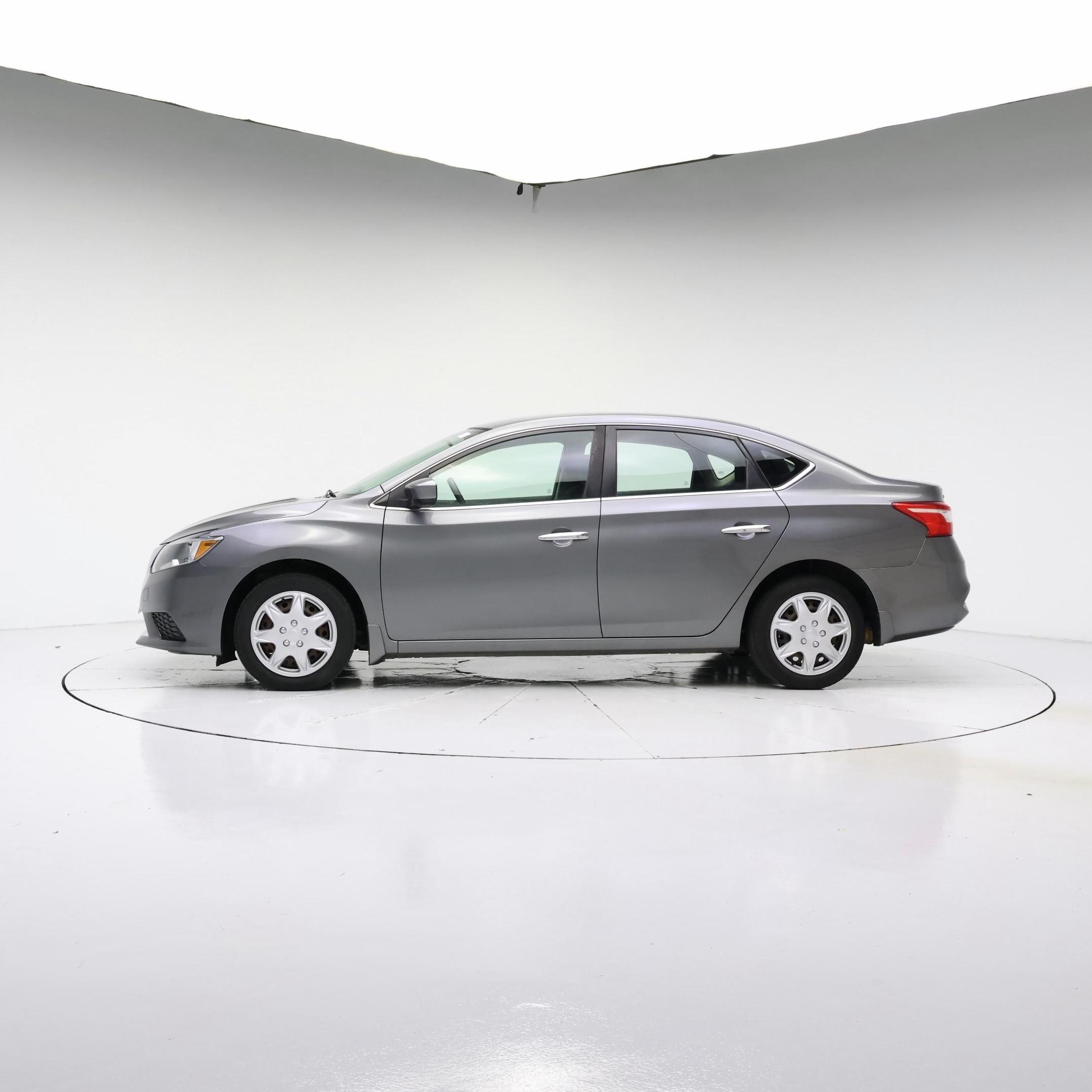 Thumbnail: 2016 Nissan Sentra - 3