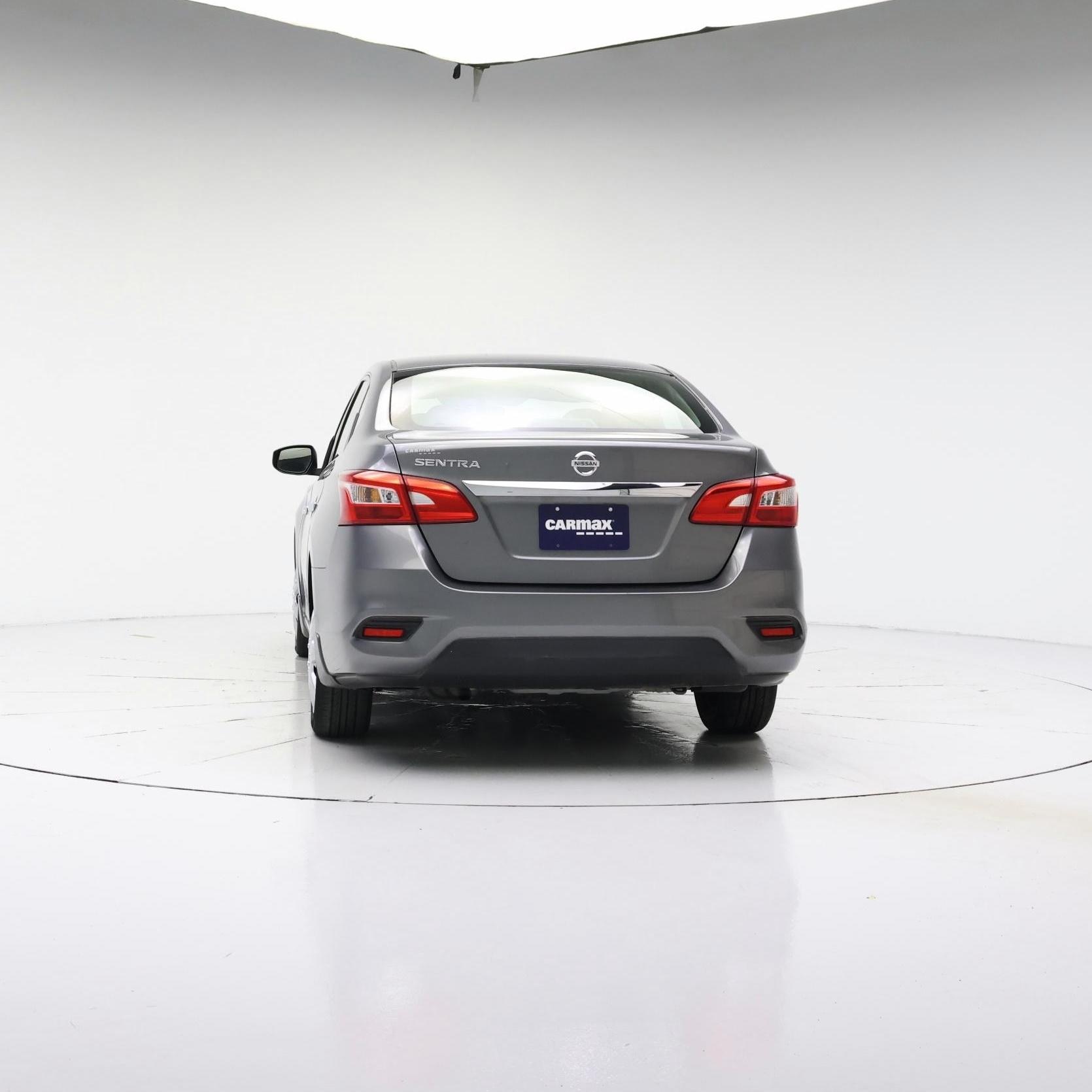 Thumbnail: 2016 Nissan Sentra - 6
