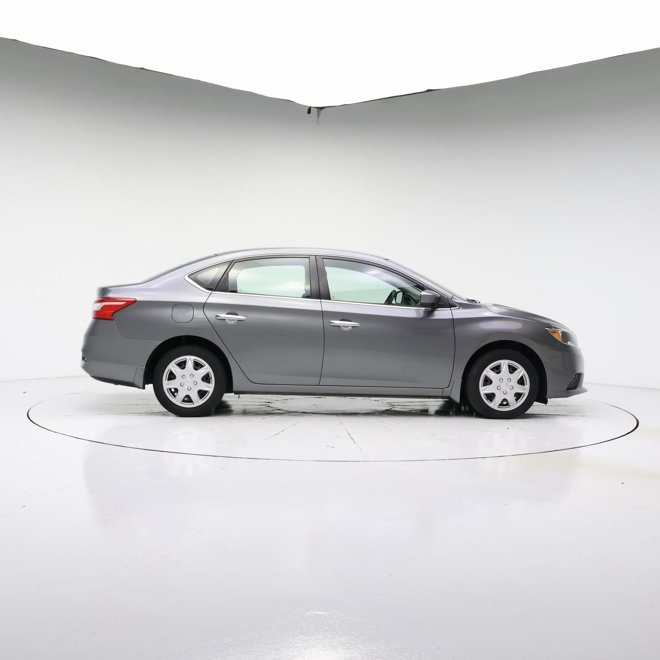 Thumbnail: 2016 Nissan Sentra - 7