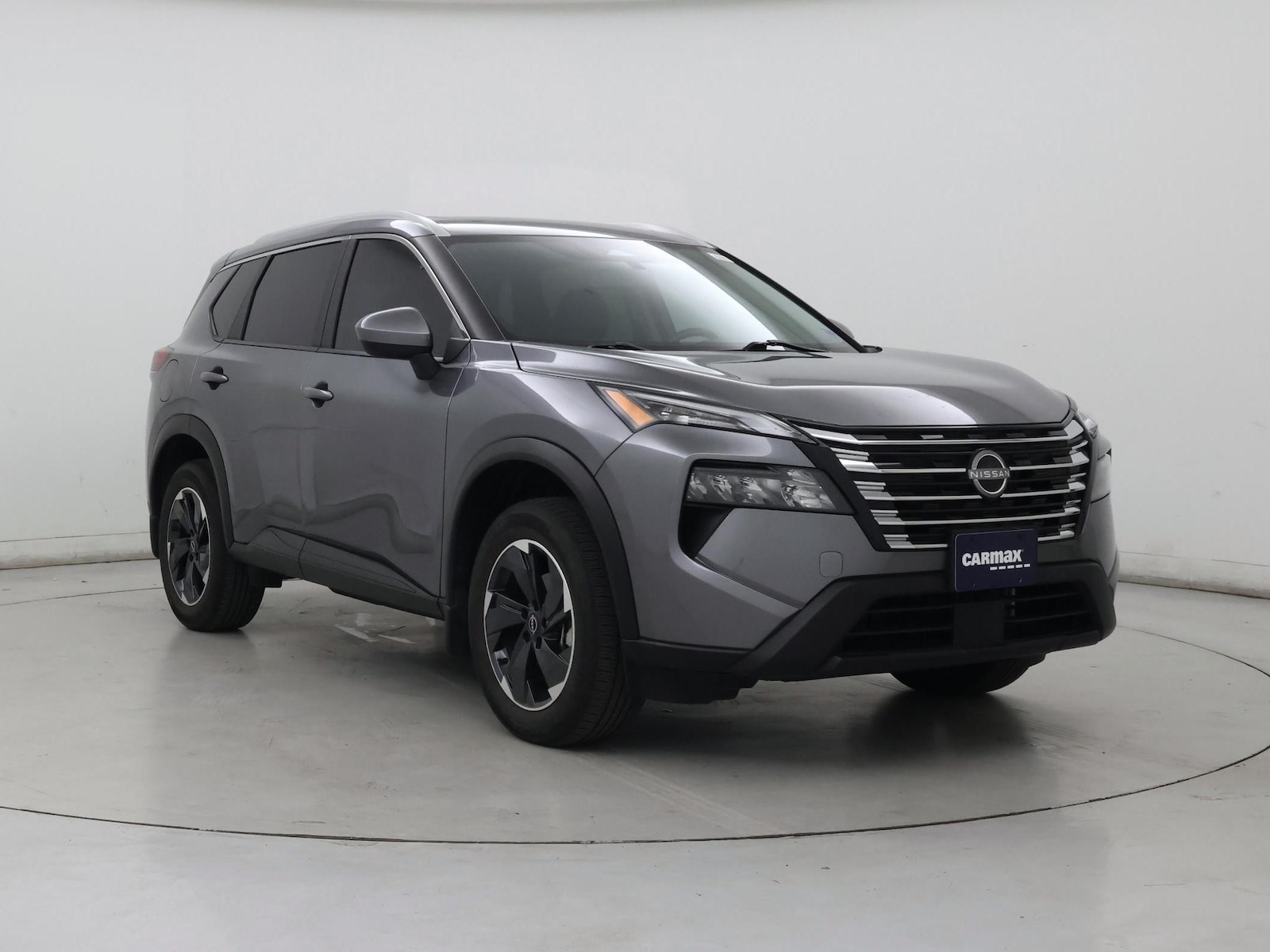 2024 Nissan Rogue SV - Photo 2