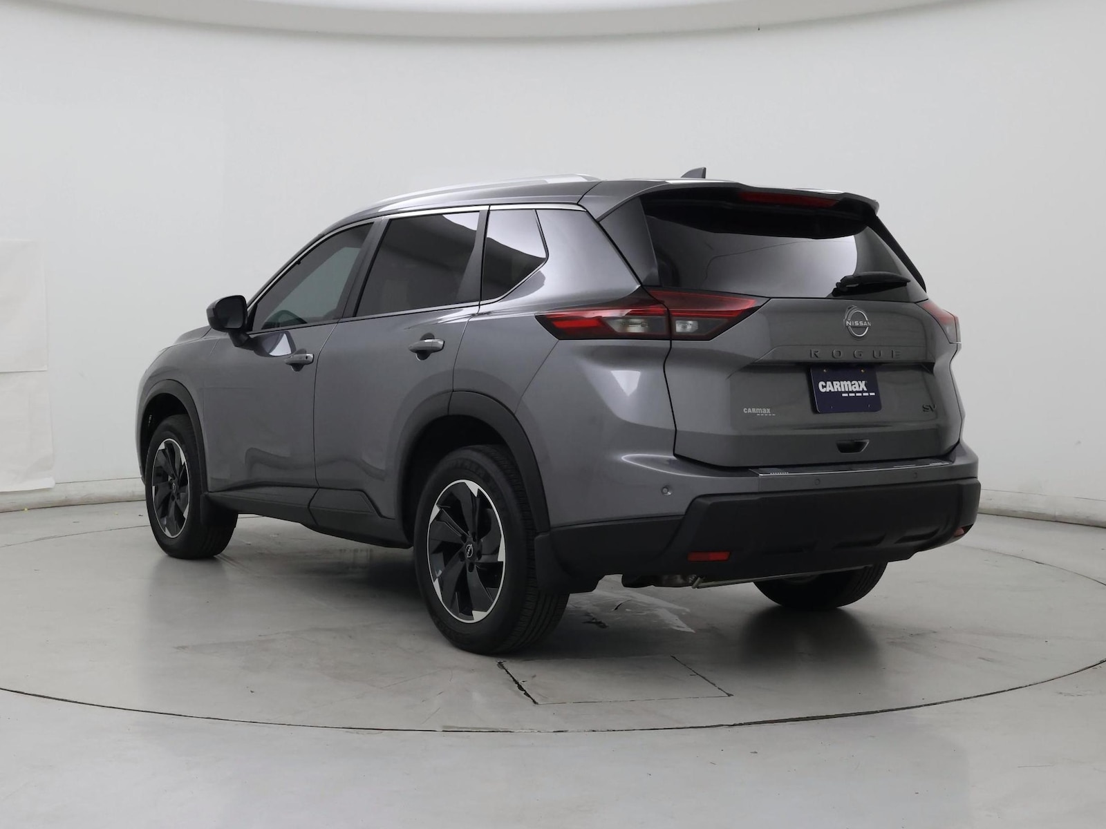 2024 Nissan Rogue SV - Photo 3