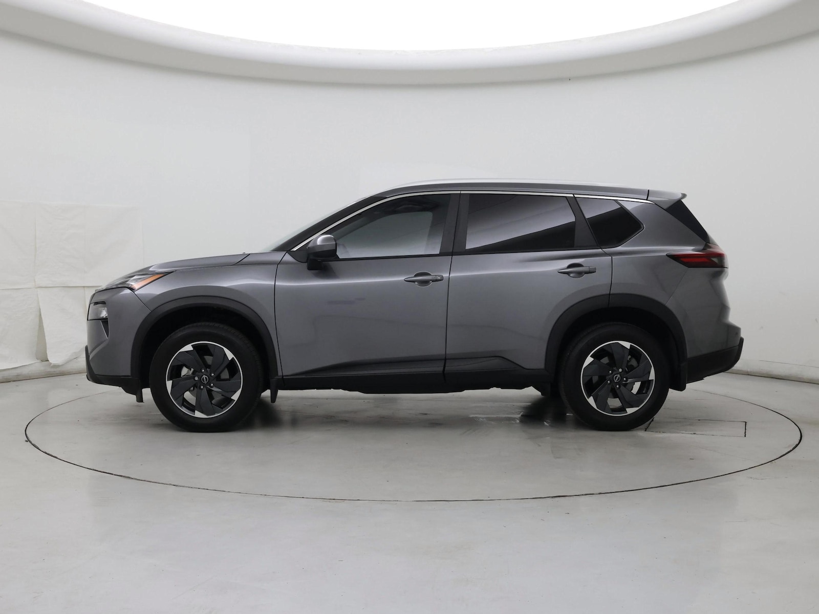 2024 Nissan Rogue SV - Photo 4