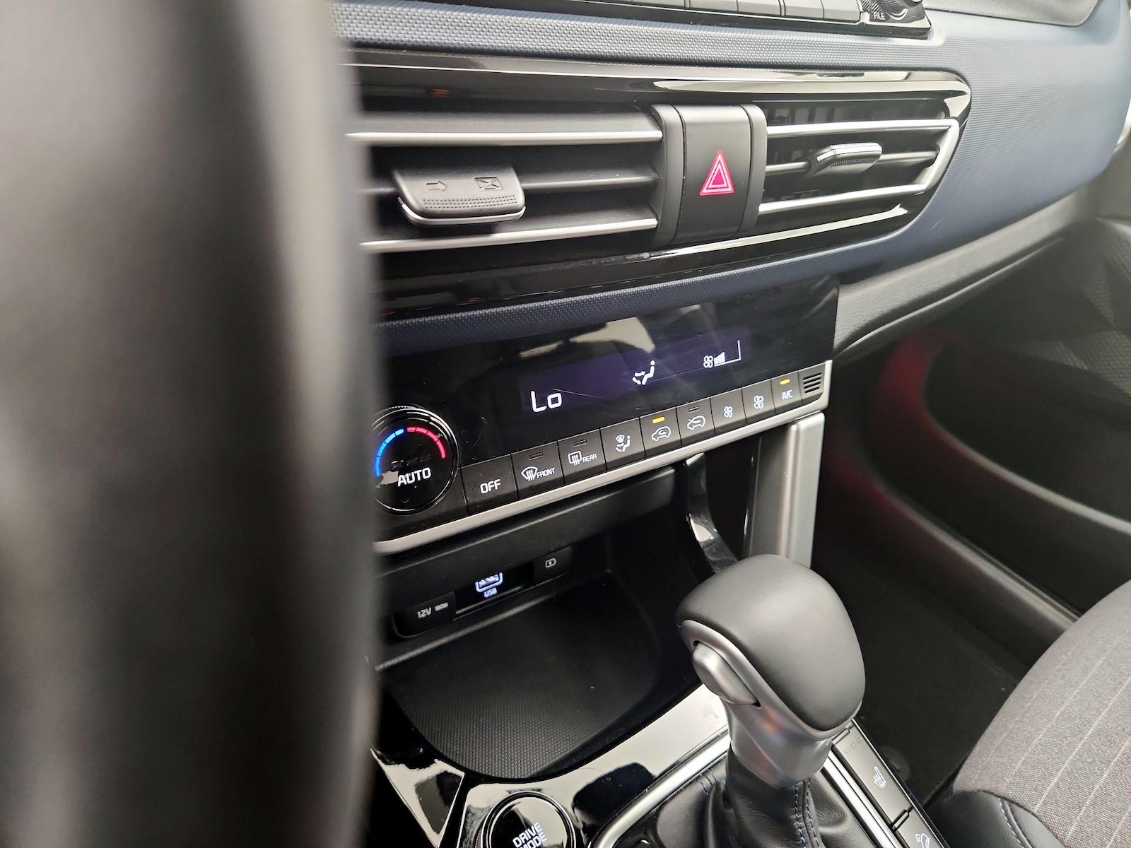 2022 Kia Seltos S - Photo 17