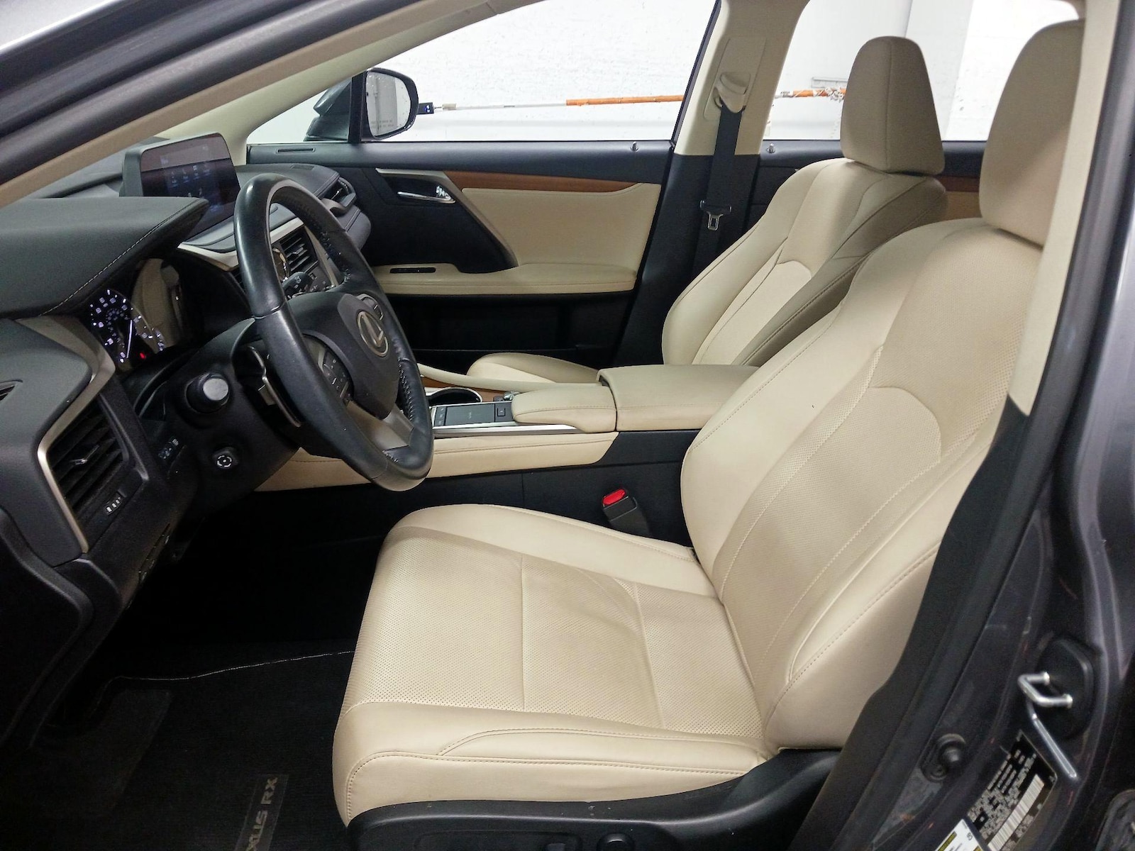 2021 Lexus RX Hybrid 450h - Photo 12