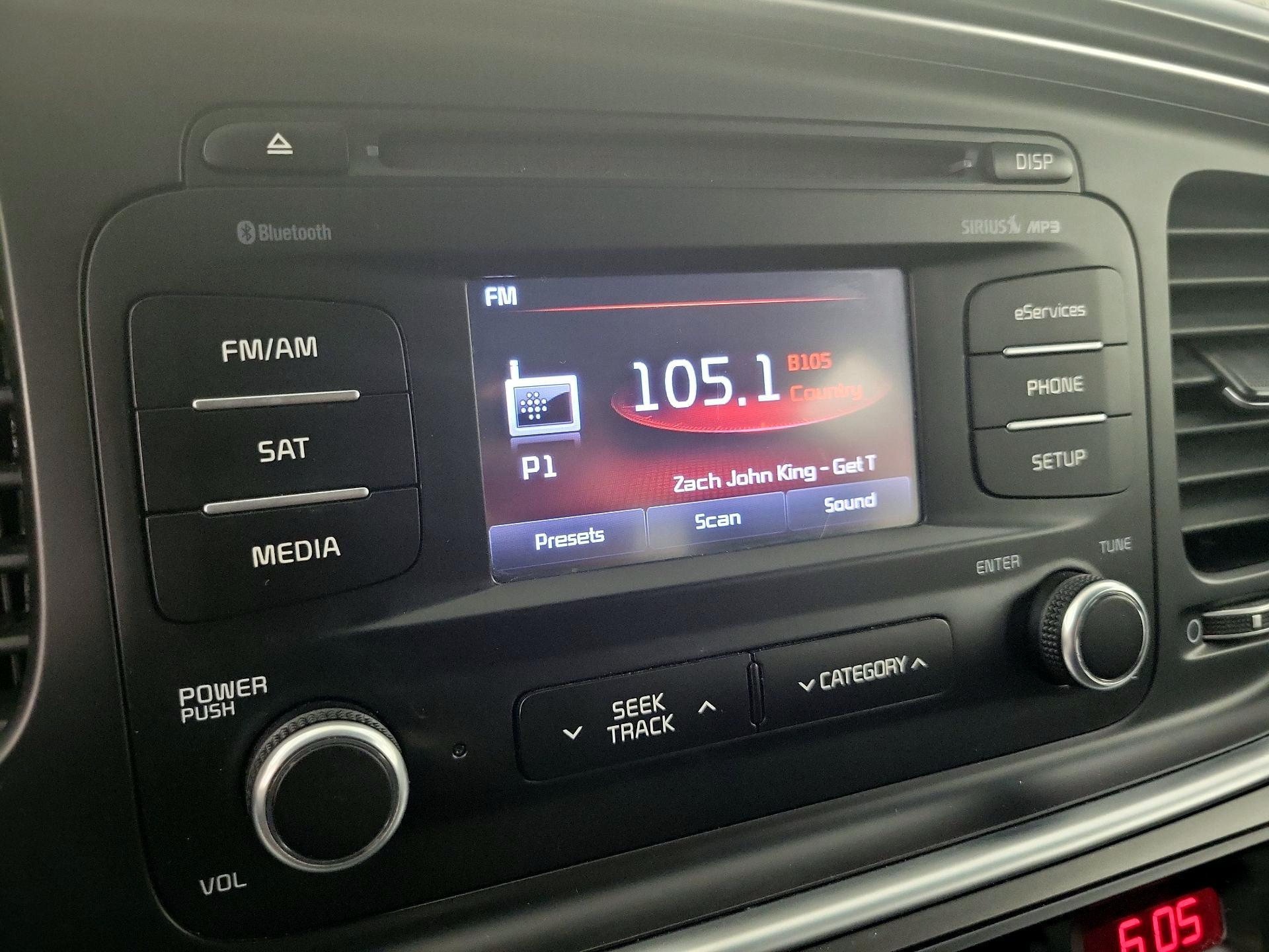 Thumbnail: 2015 Kia Optima - 15