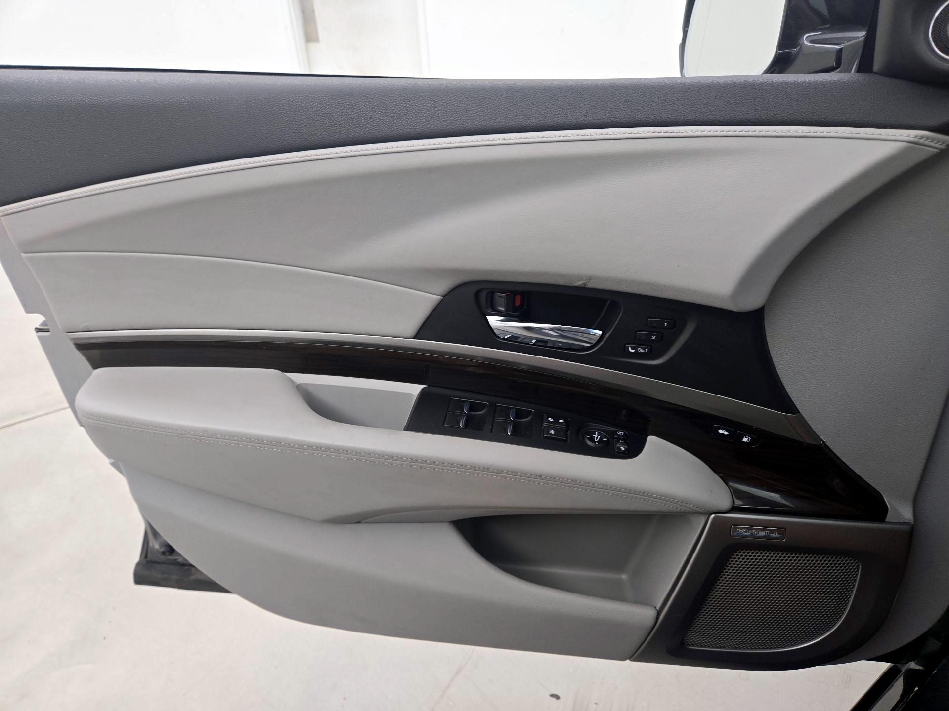 Thumbnail: 2014 Acura RLX - 12