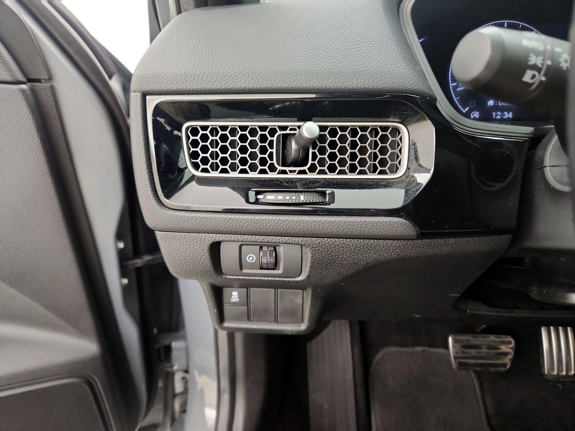 Thumbnail: 2025 Honda Civic - 13