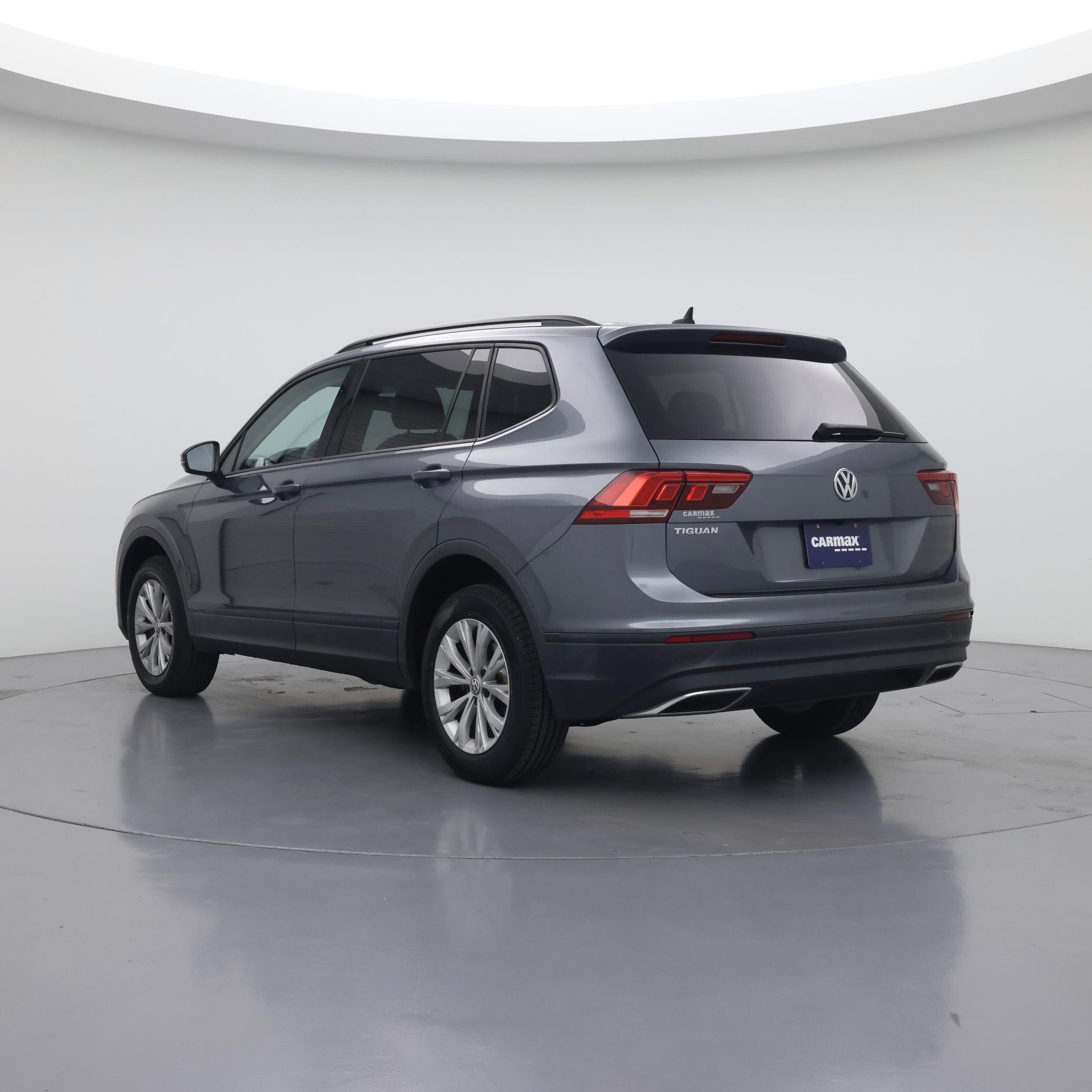 Thumbnail: 2020 Volkswagen Tiguan - 2