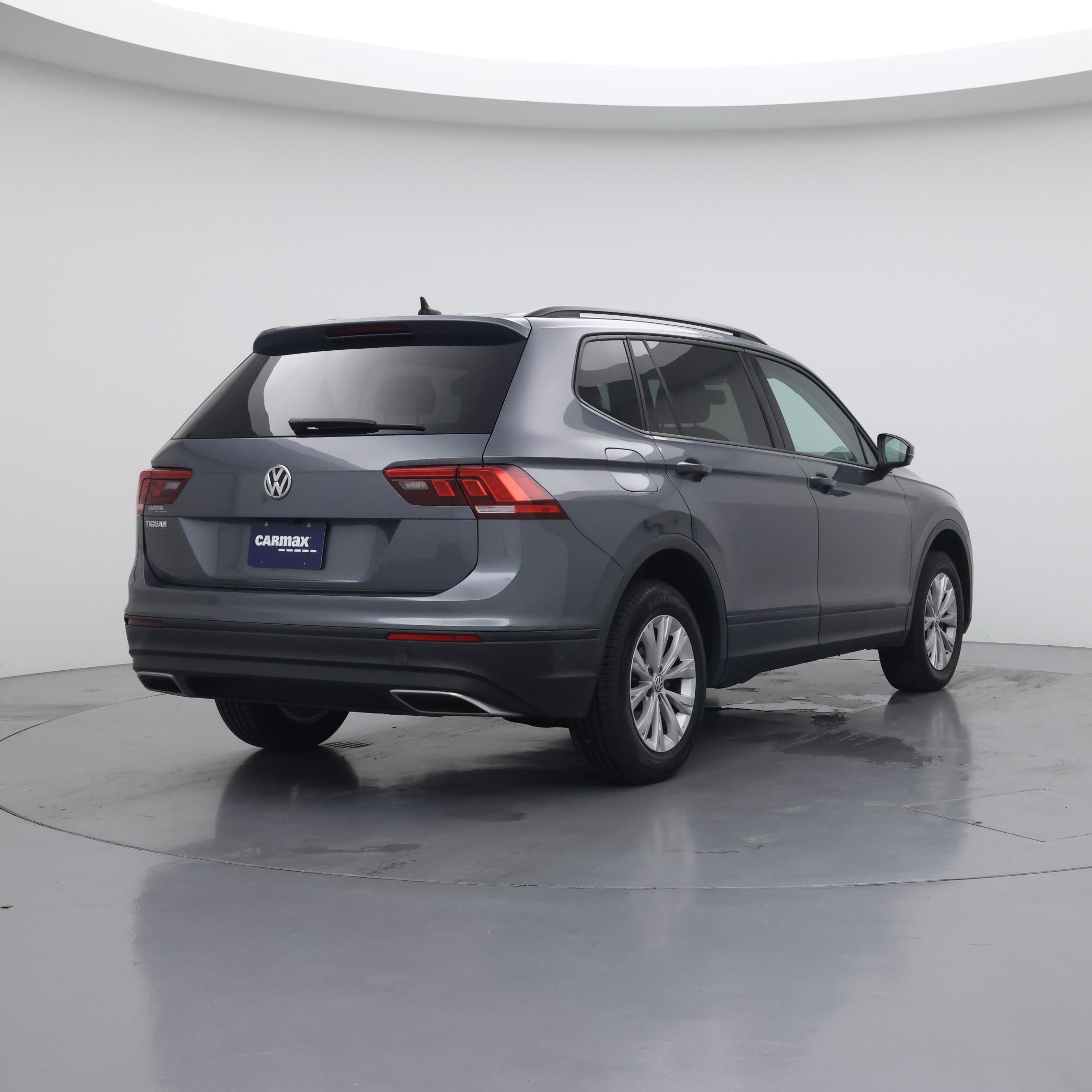 Thumbnail: 2020 Volkswagen Tiguan - 8