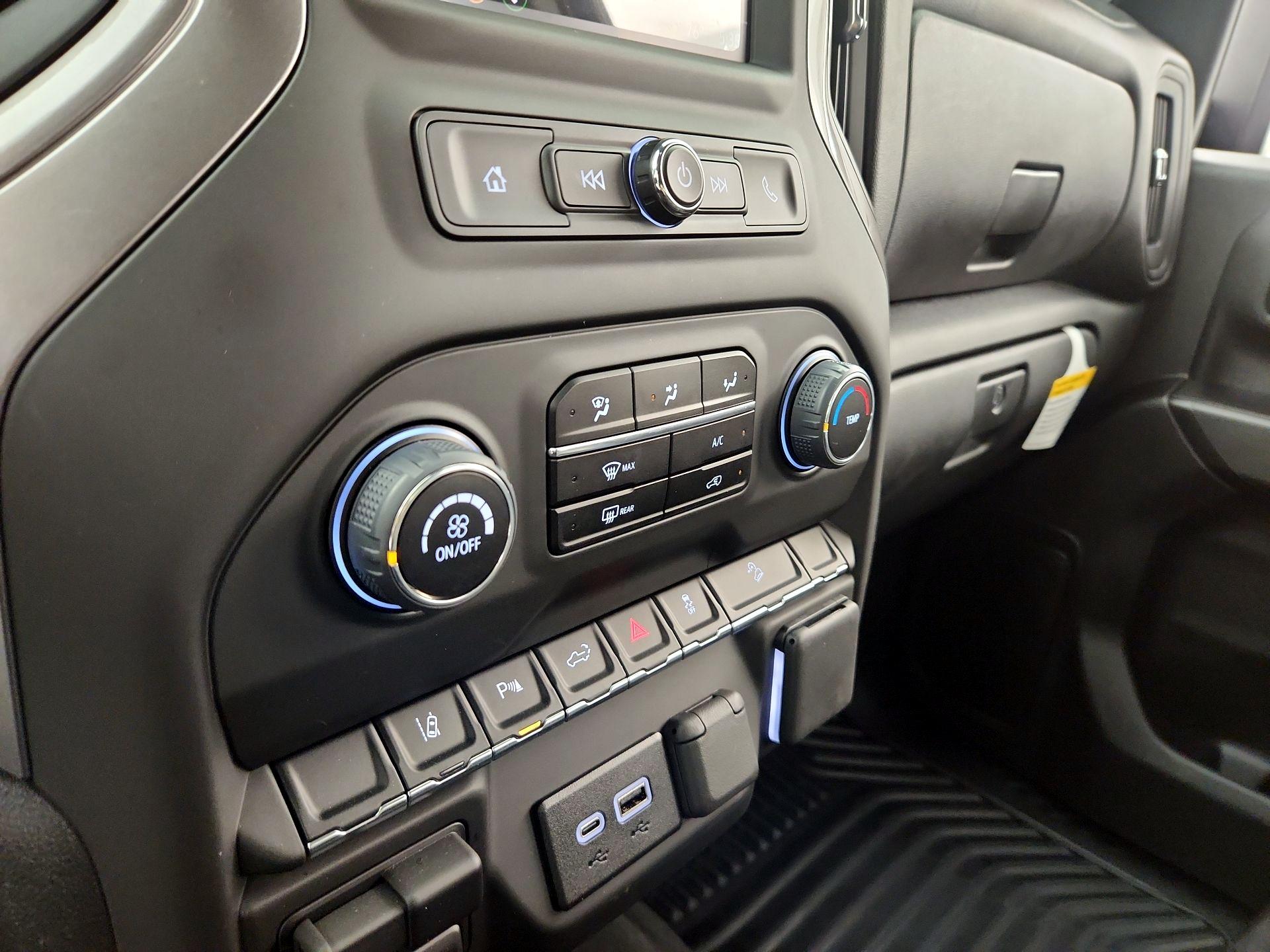 Thumbnail: 2025 Chevrolet Silverado 2500 - 16