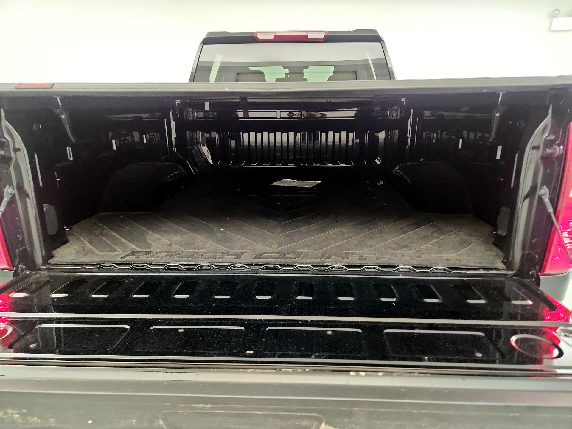 Thumbnail: 2025 Chevrolet Silverado 2500 - 20