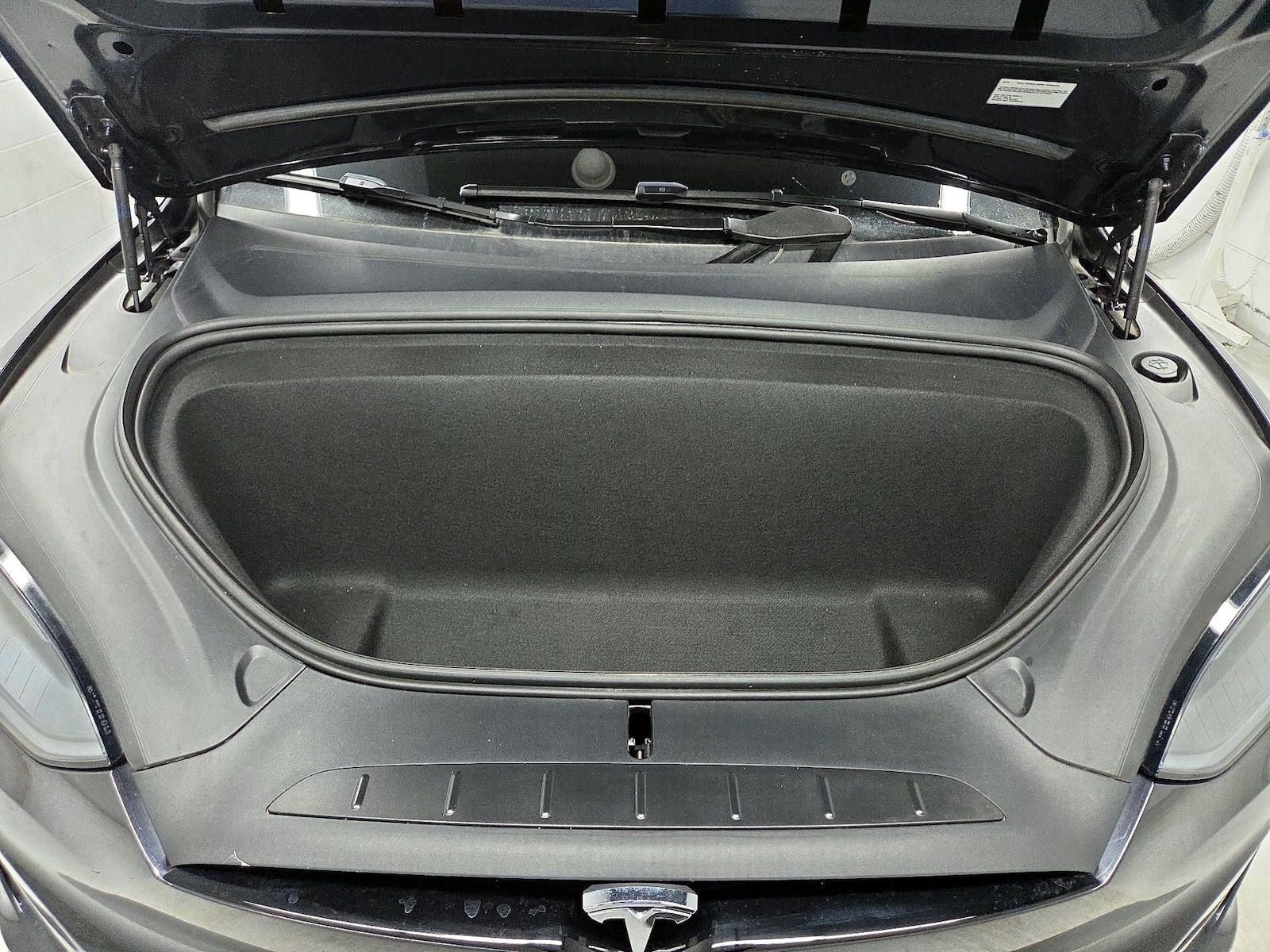 2024 Tesla Model X Plaid - Photo 24