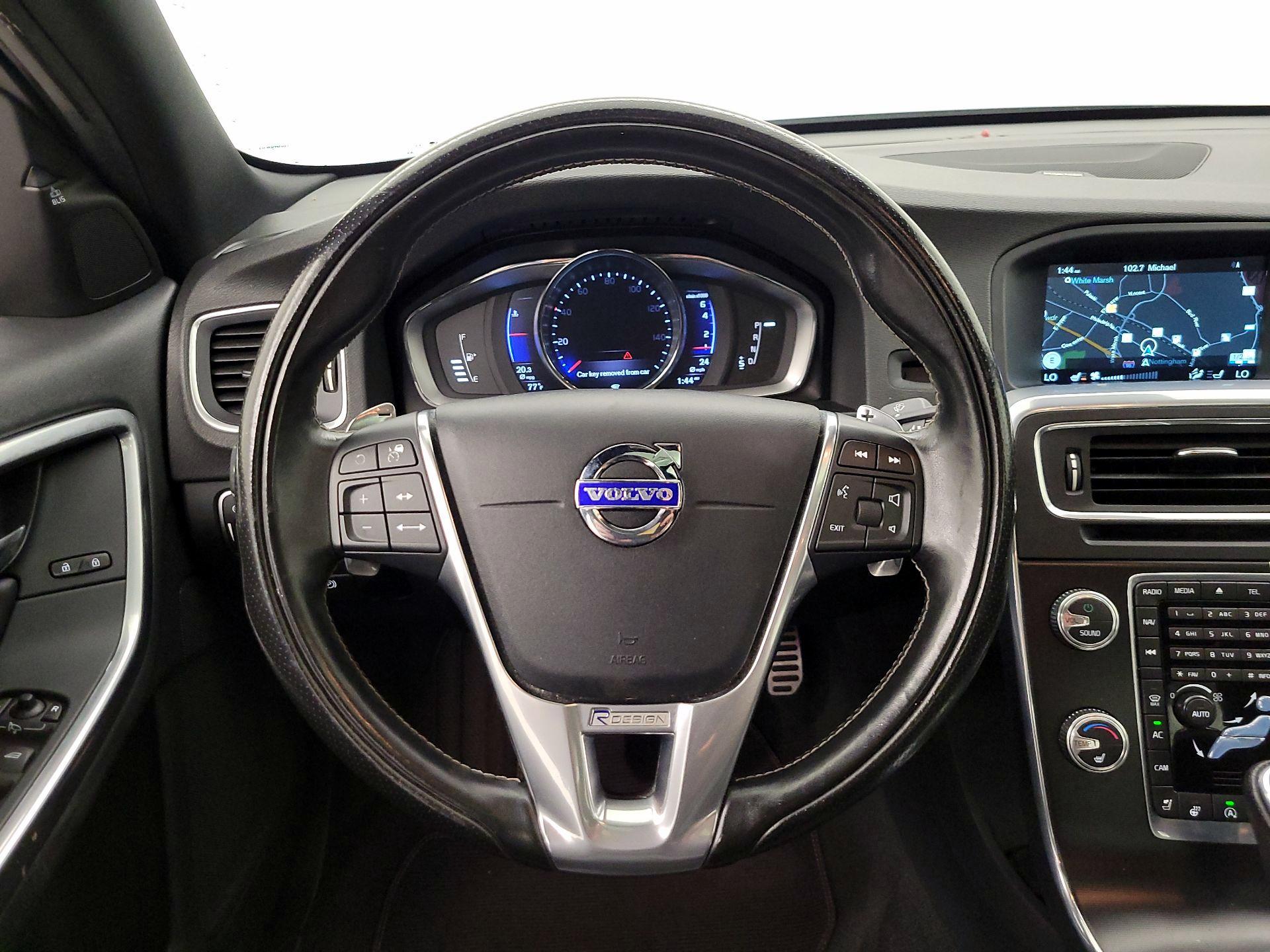 Thumbnail: 2016 Volvo S60 - 10