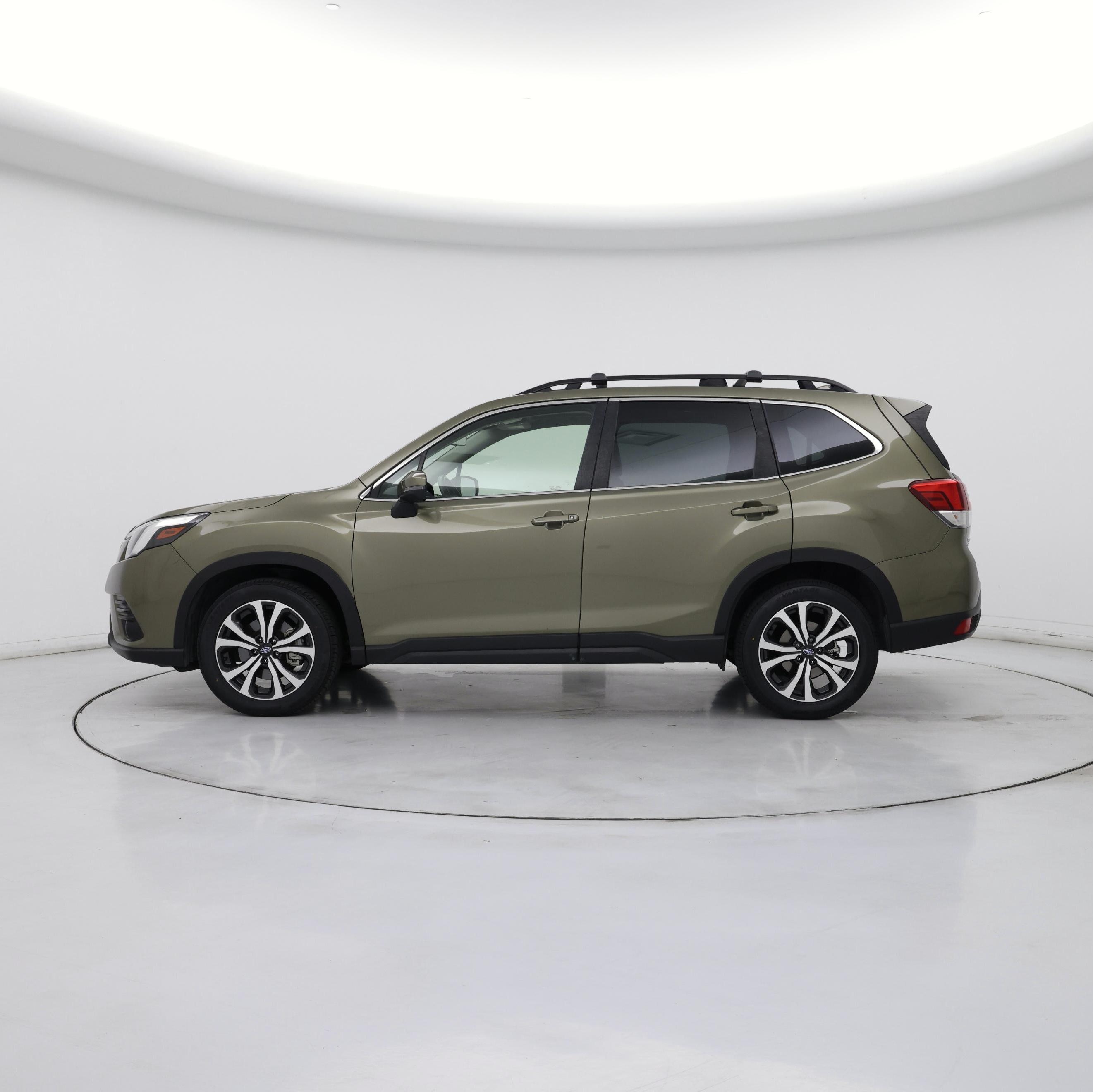 Thumbnail: 2022 Subaru Forester - 3