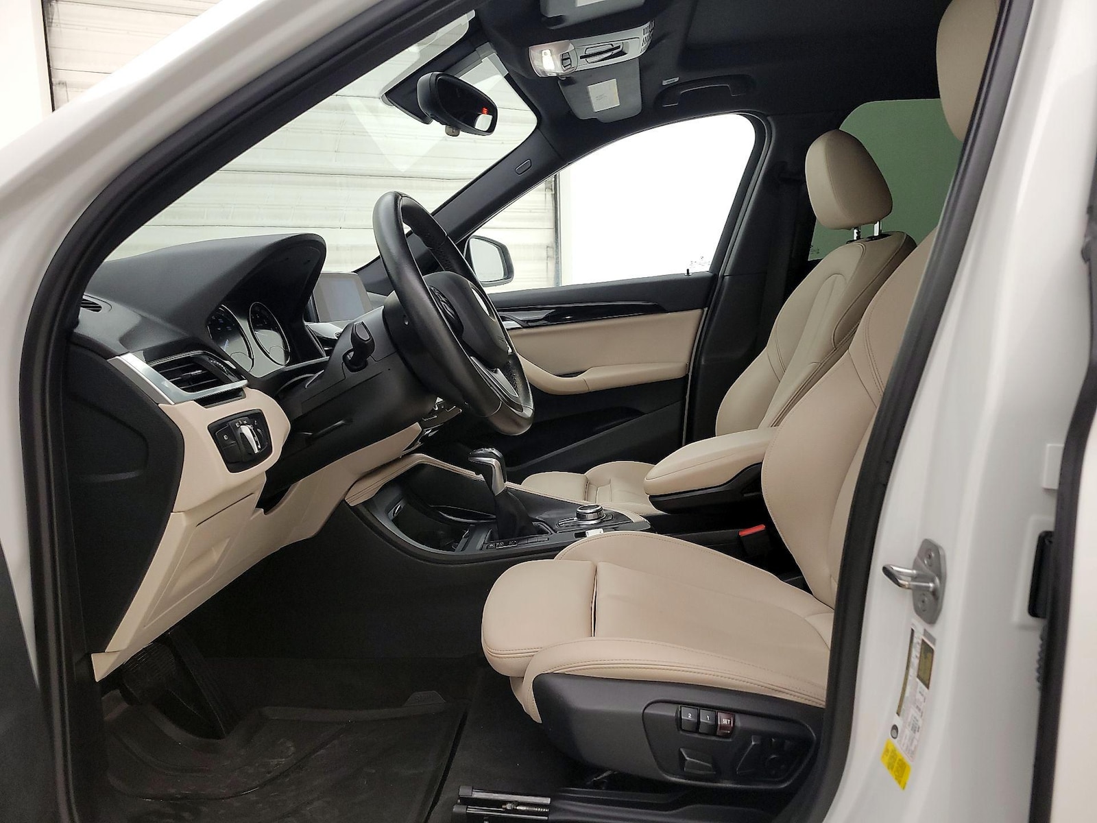 2018 BMW X1 28i - Photo 12