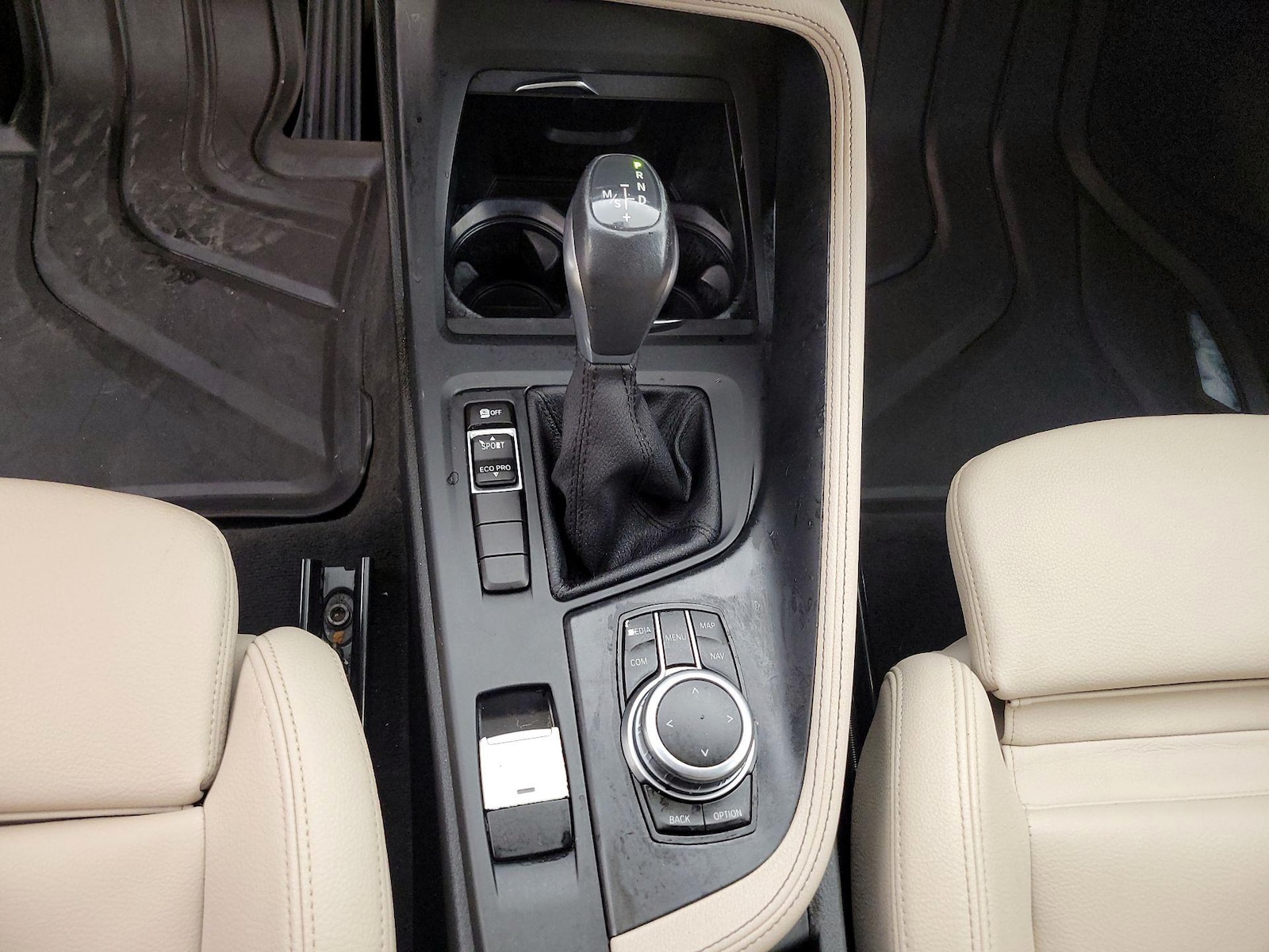 2018 BMW X1 28i - Photo 18