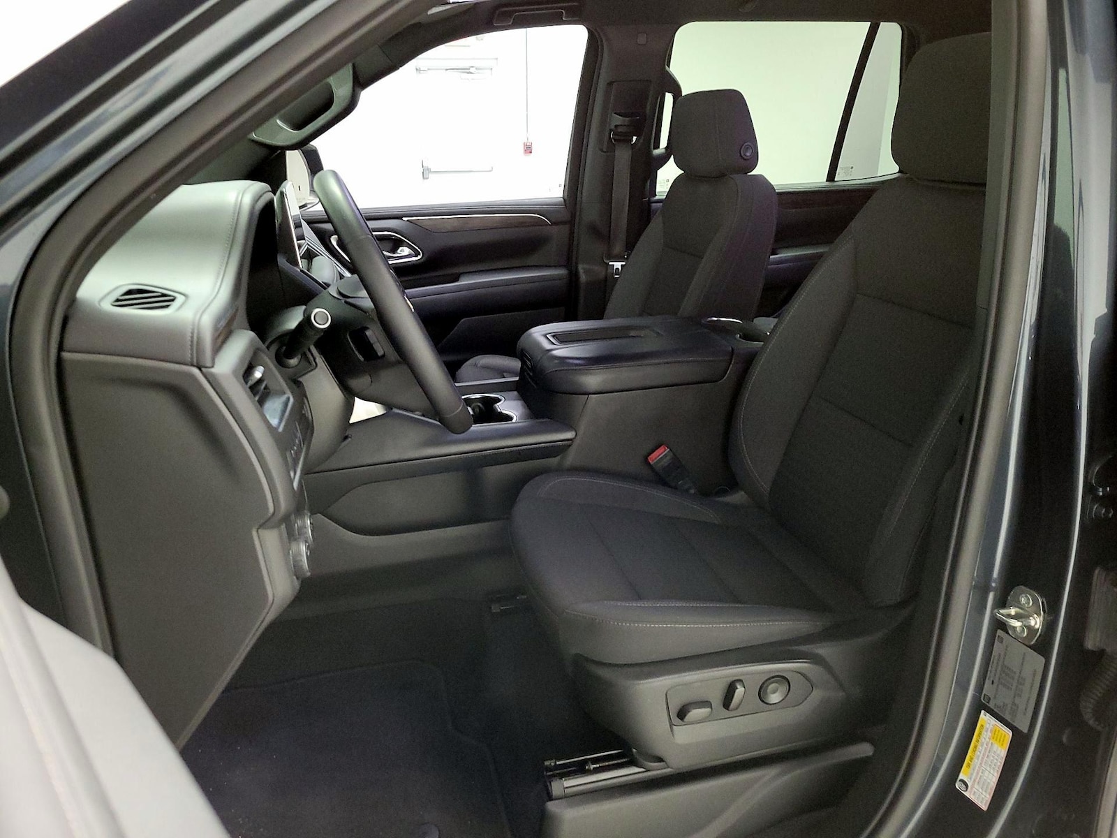 2021 Chevrolet Tahoe LS - Photo 12