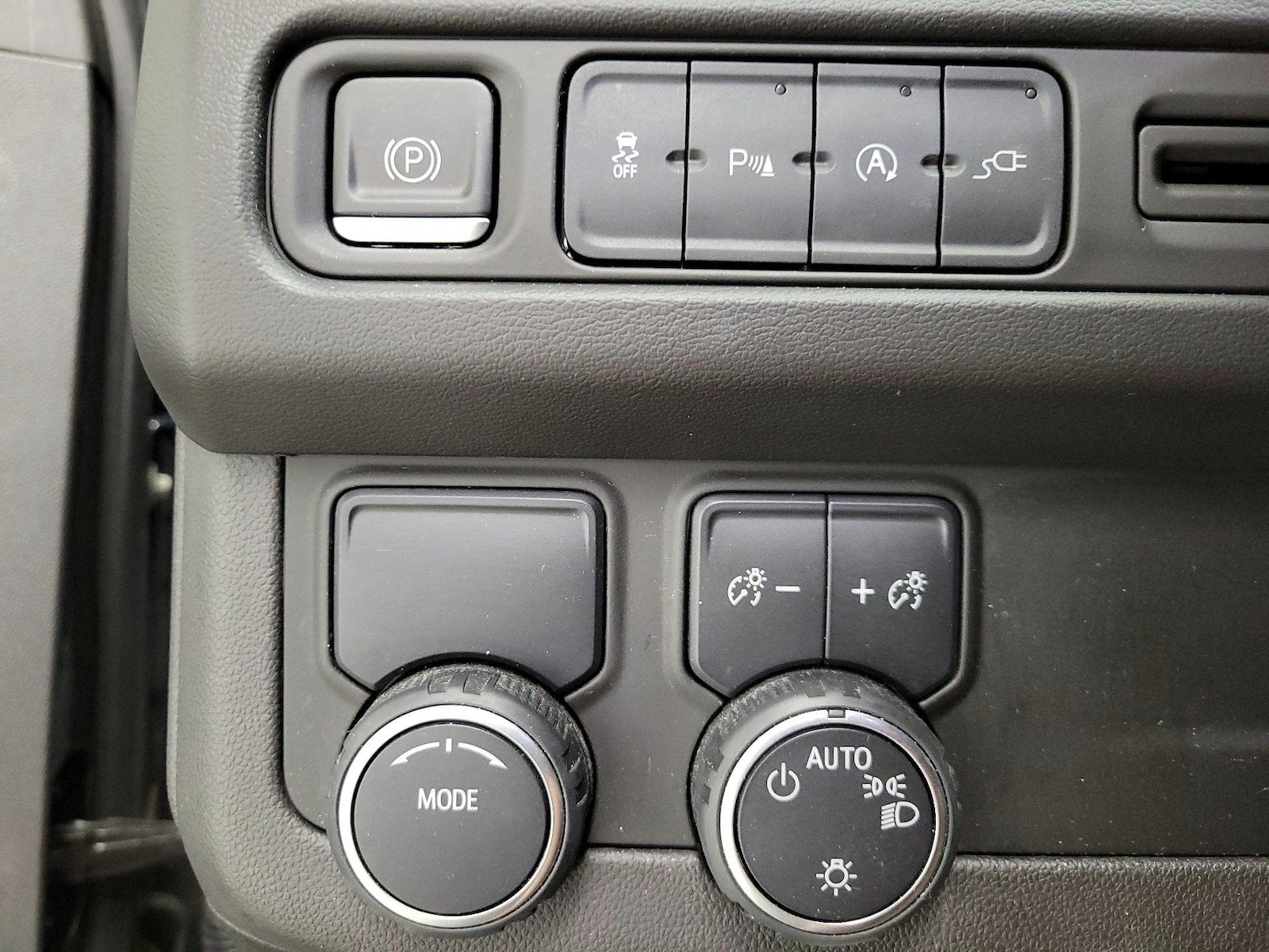 2021 Chevrolet Tahoe LS - Photo 14