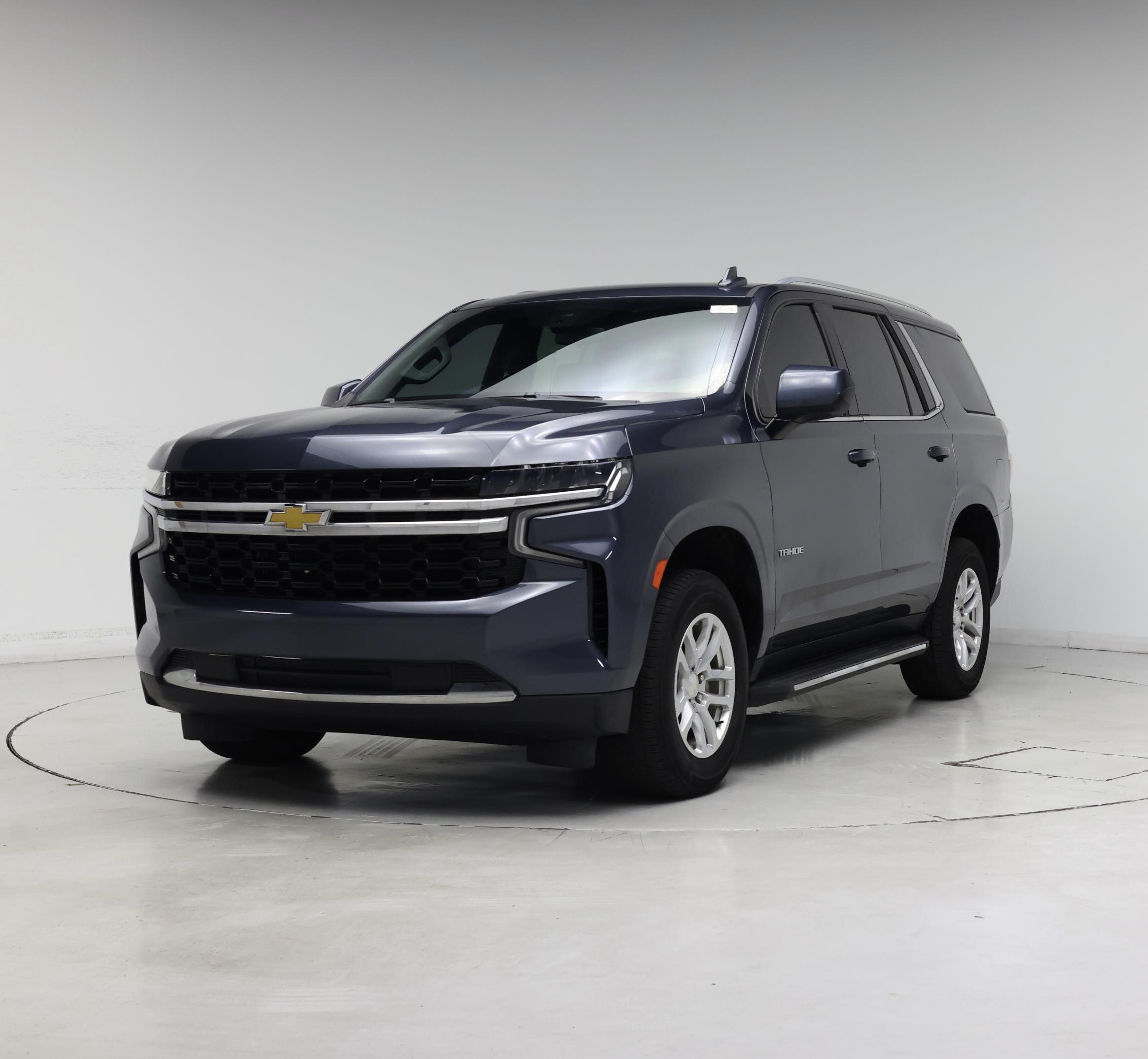 Thumbnail: 2021 Chevrolet Tahoe - 4