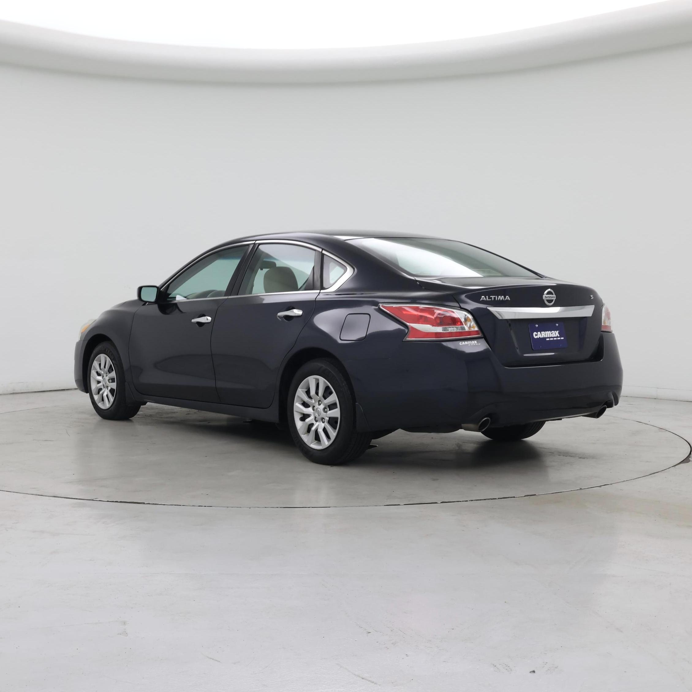 Thumbnail: 2015 Nissan Altima - 2
