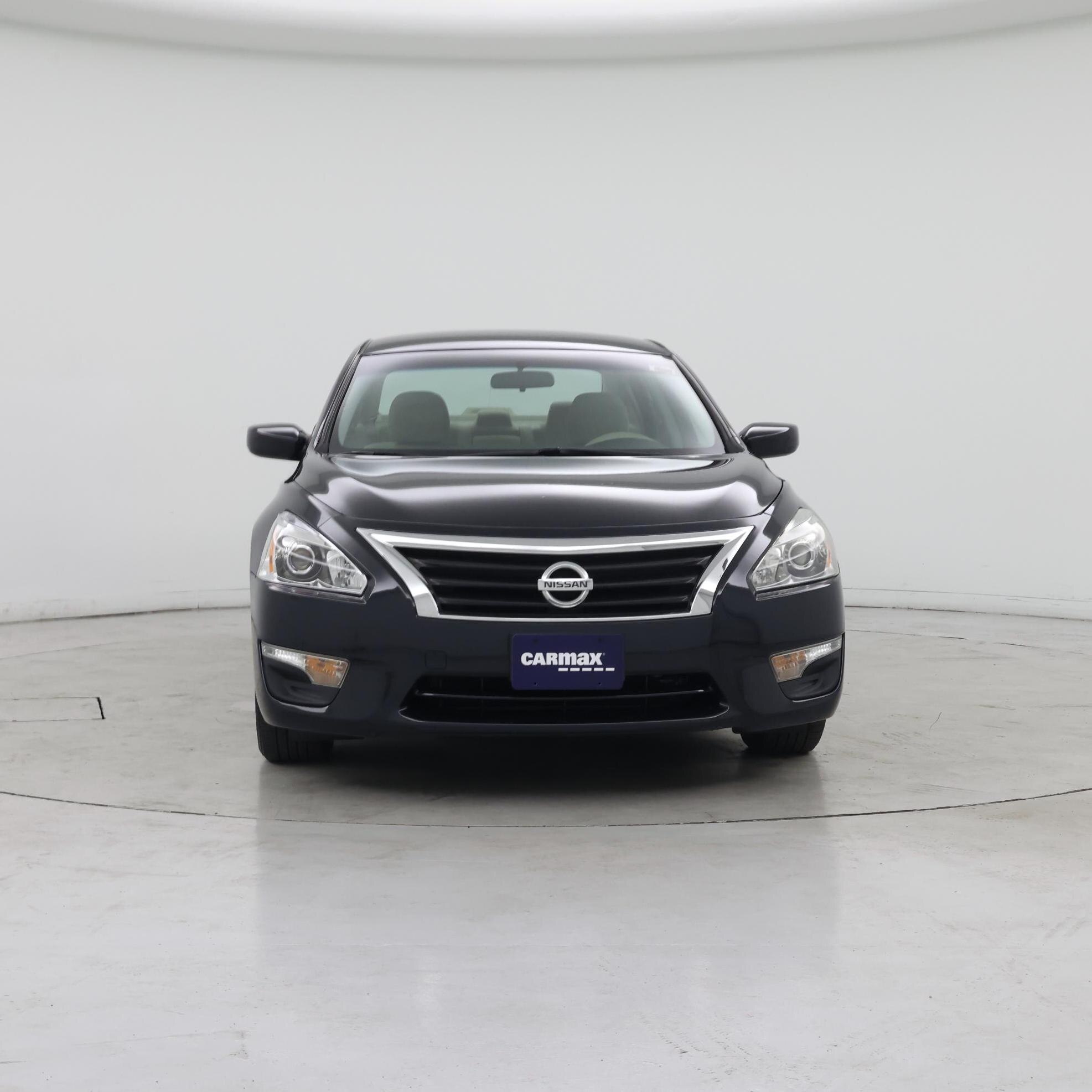 Thumbnail: 2015 Nissan Altima - 5