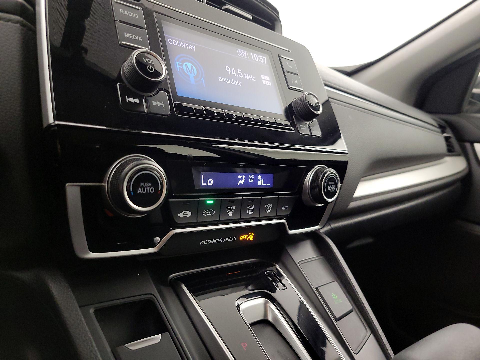 Thumbnail: 2018 Honda CR-V - 16