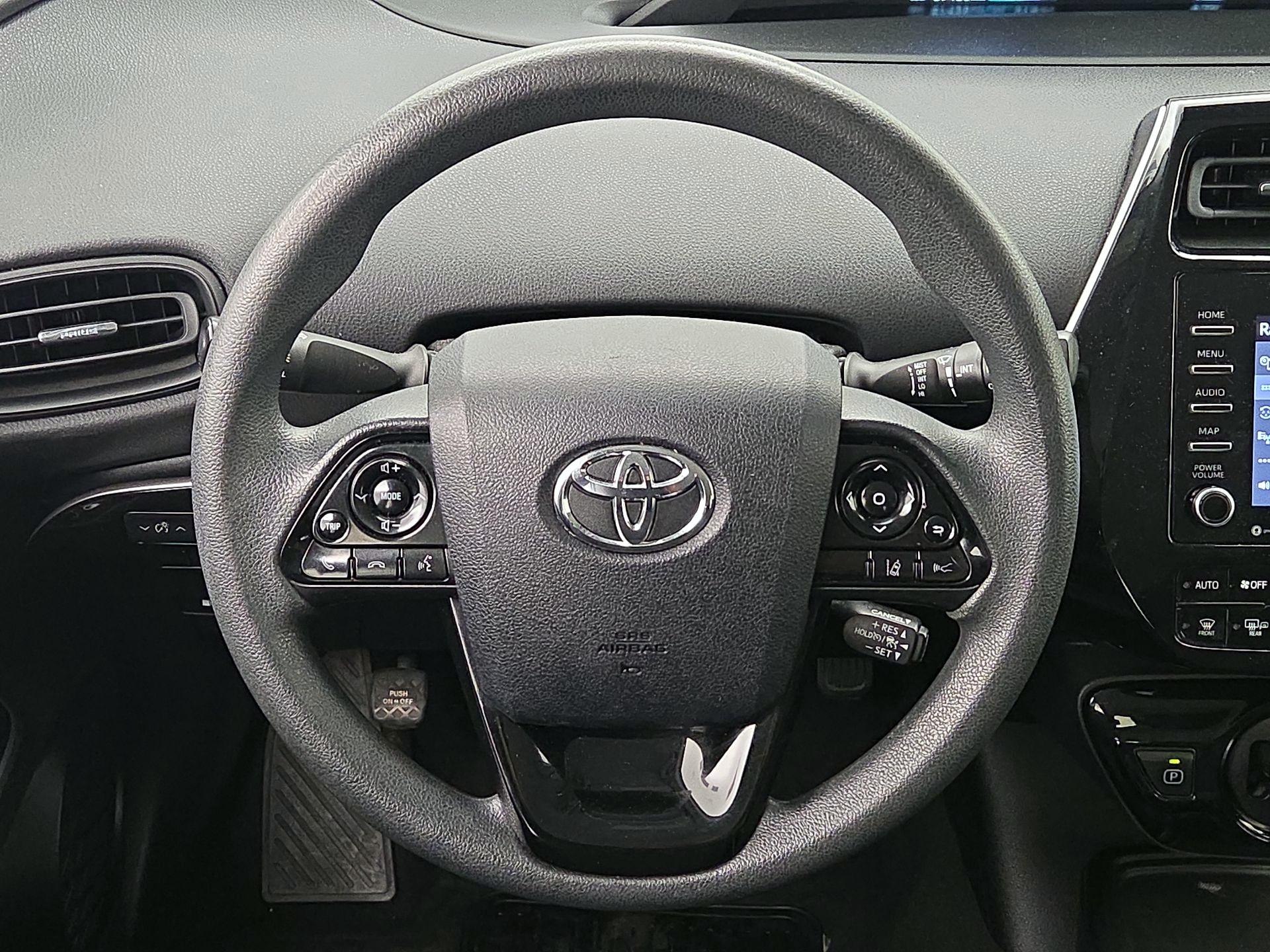 Thumbnail: 2021 Toyota Prius - 10