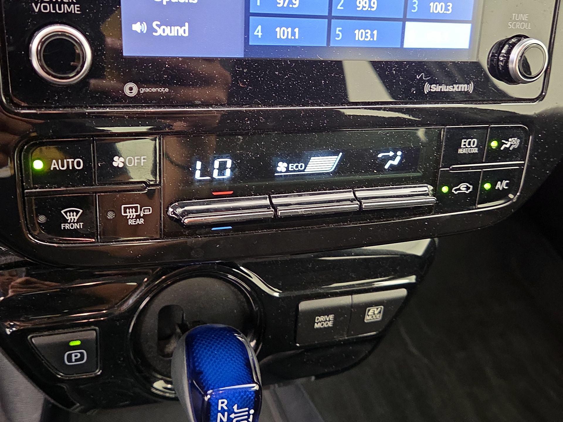 Thumbnail: 2021 Toyota Prius - 16