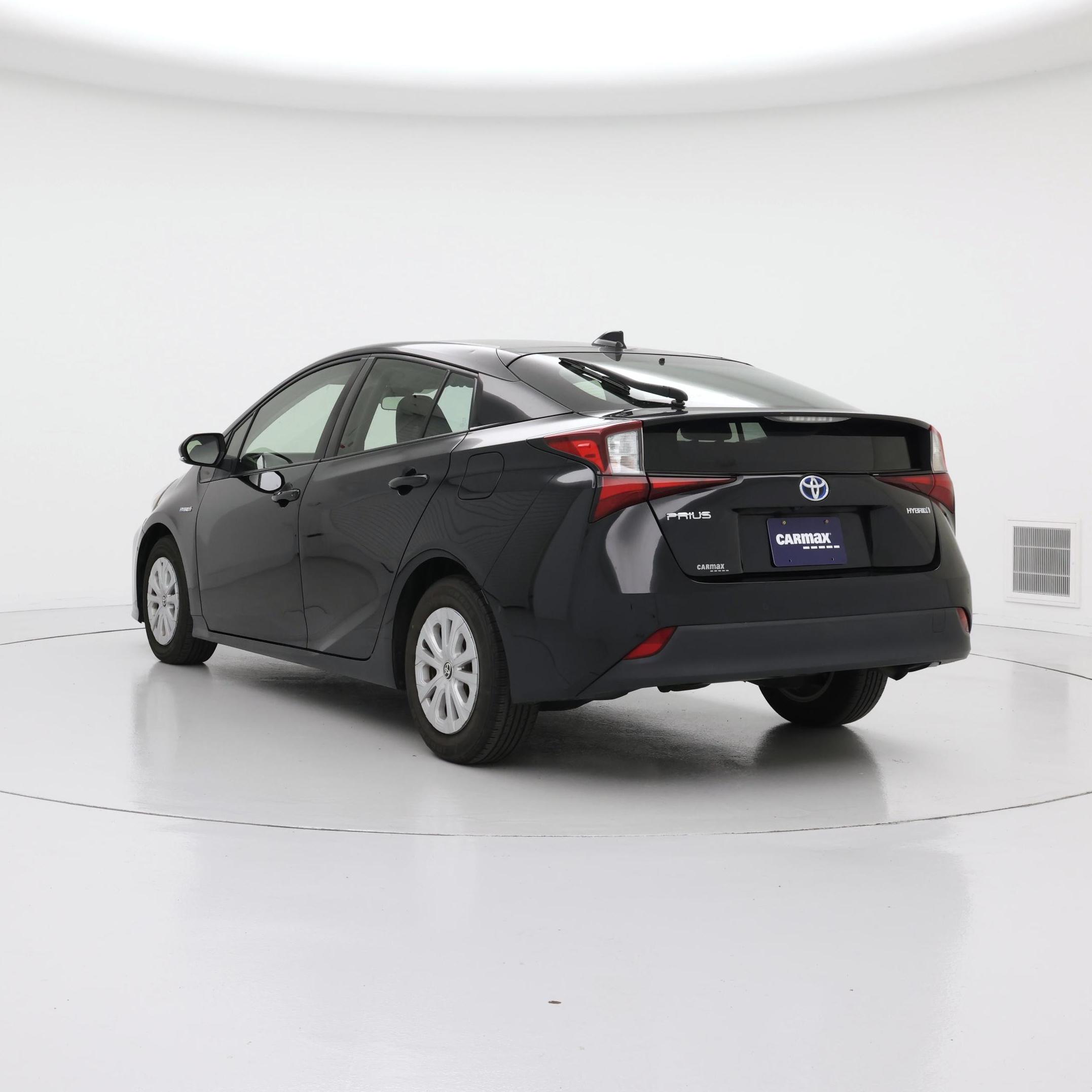 Thumbnail: 2021 Toyota Prius - 2