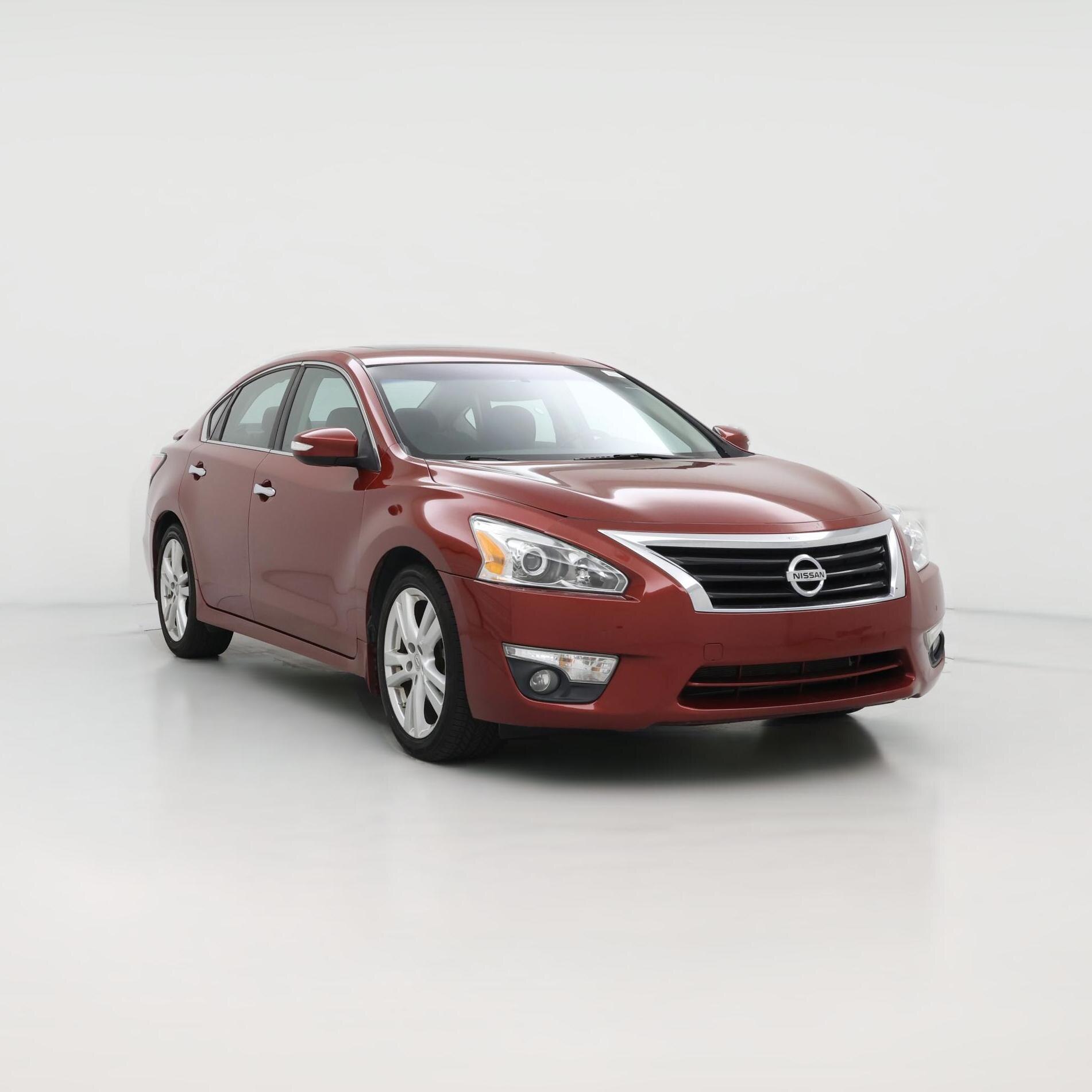 Thumbnail: 2015 Nissan Altima - 1