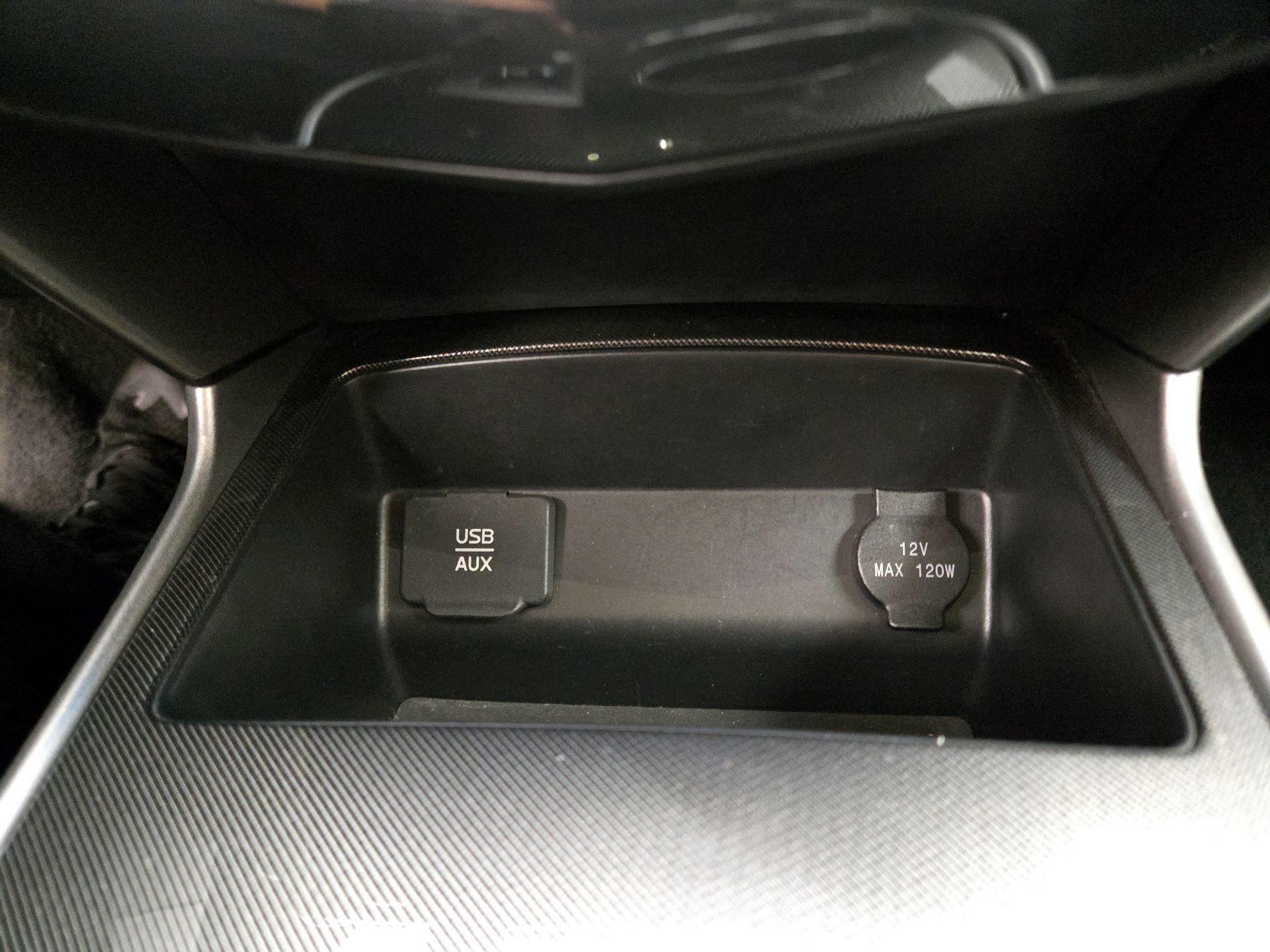 Thumbnail: 2015 Nissan Altima - 19